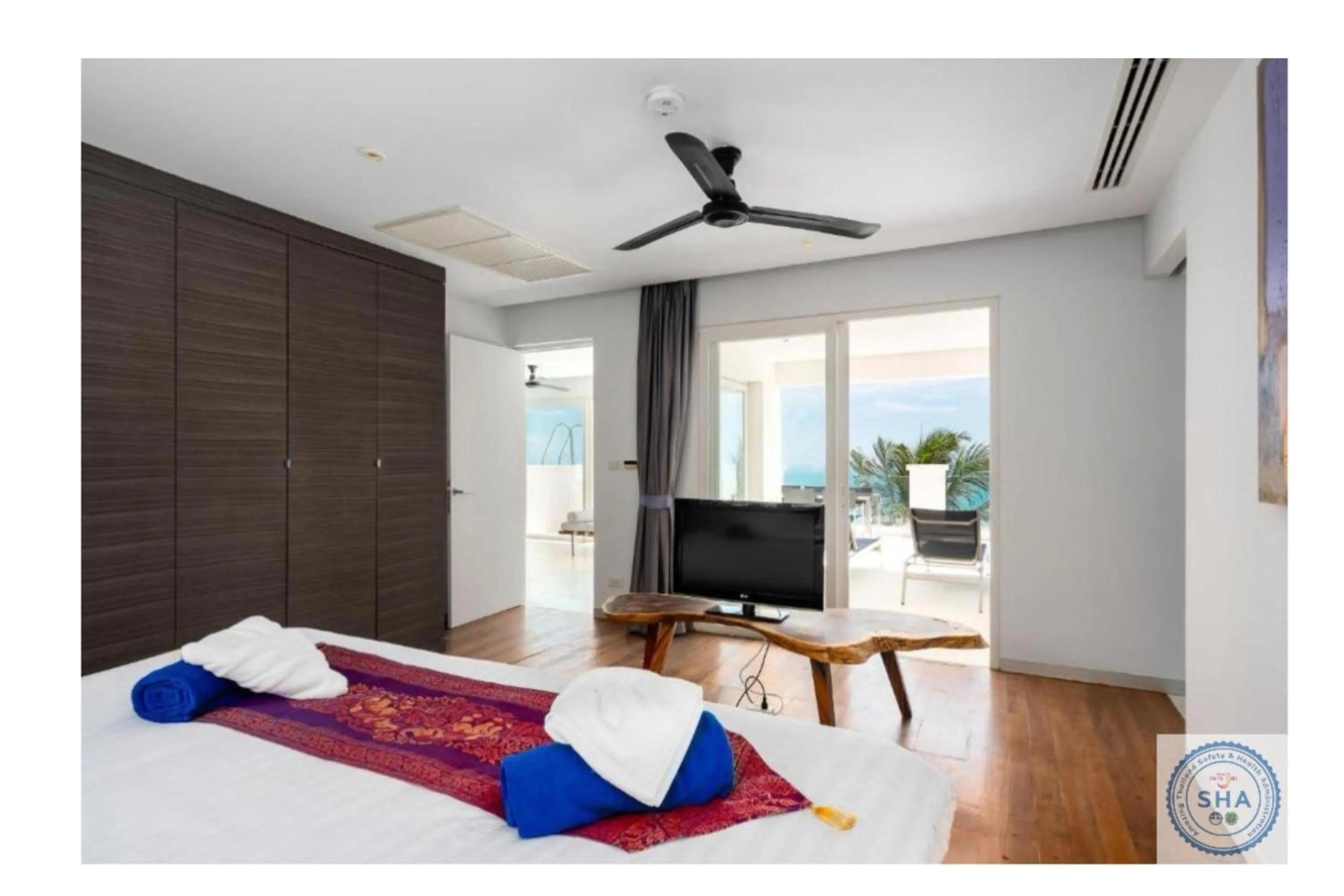Bed in Panorama Samui Residences