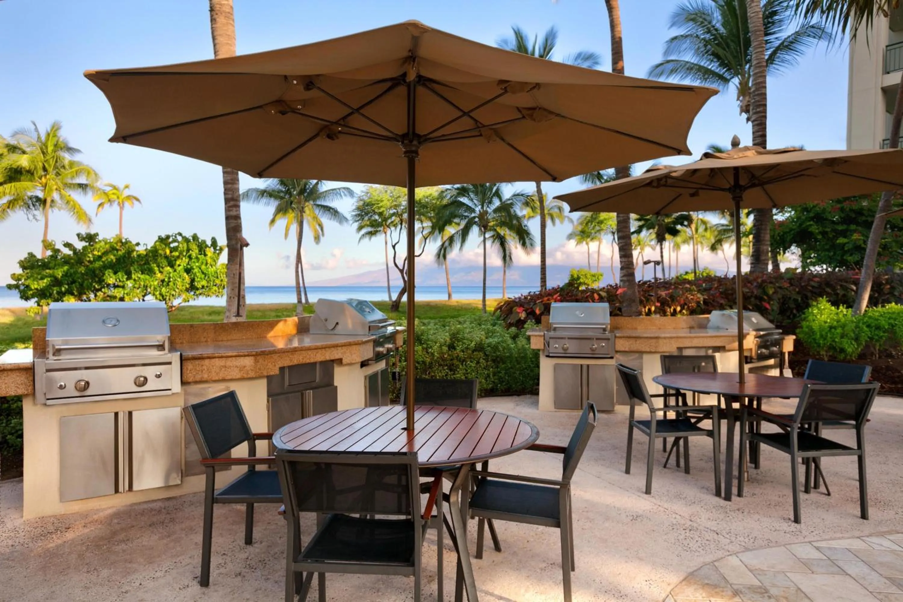 Lounge or bar in The Westin Ka'anapali Ocean Resort Villas