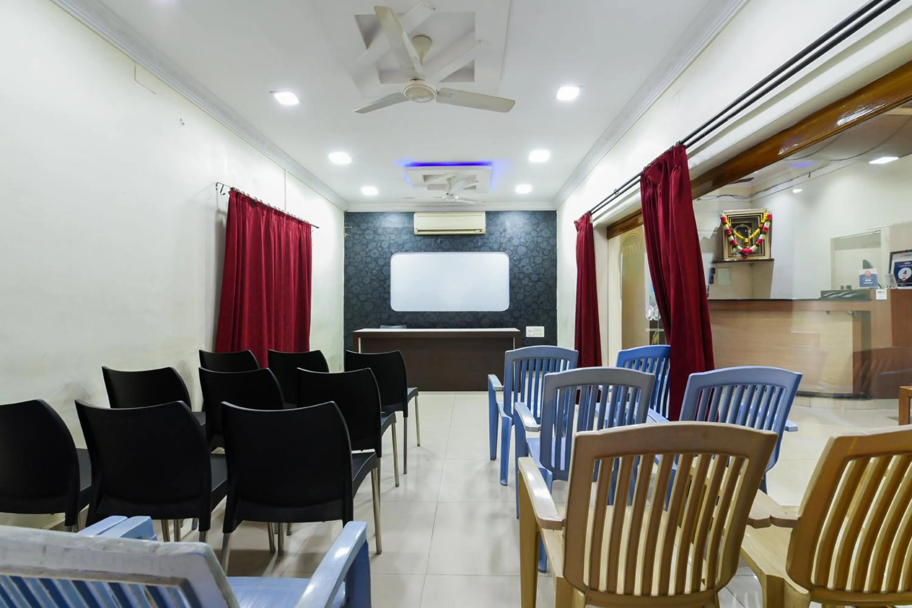 Business facilities in Hotel Lakshmi Residency