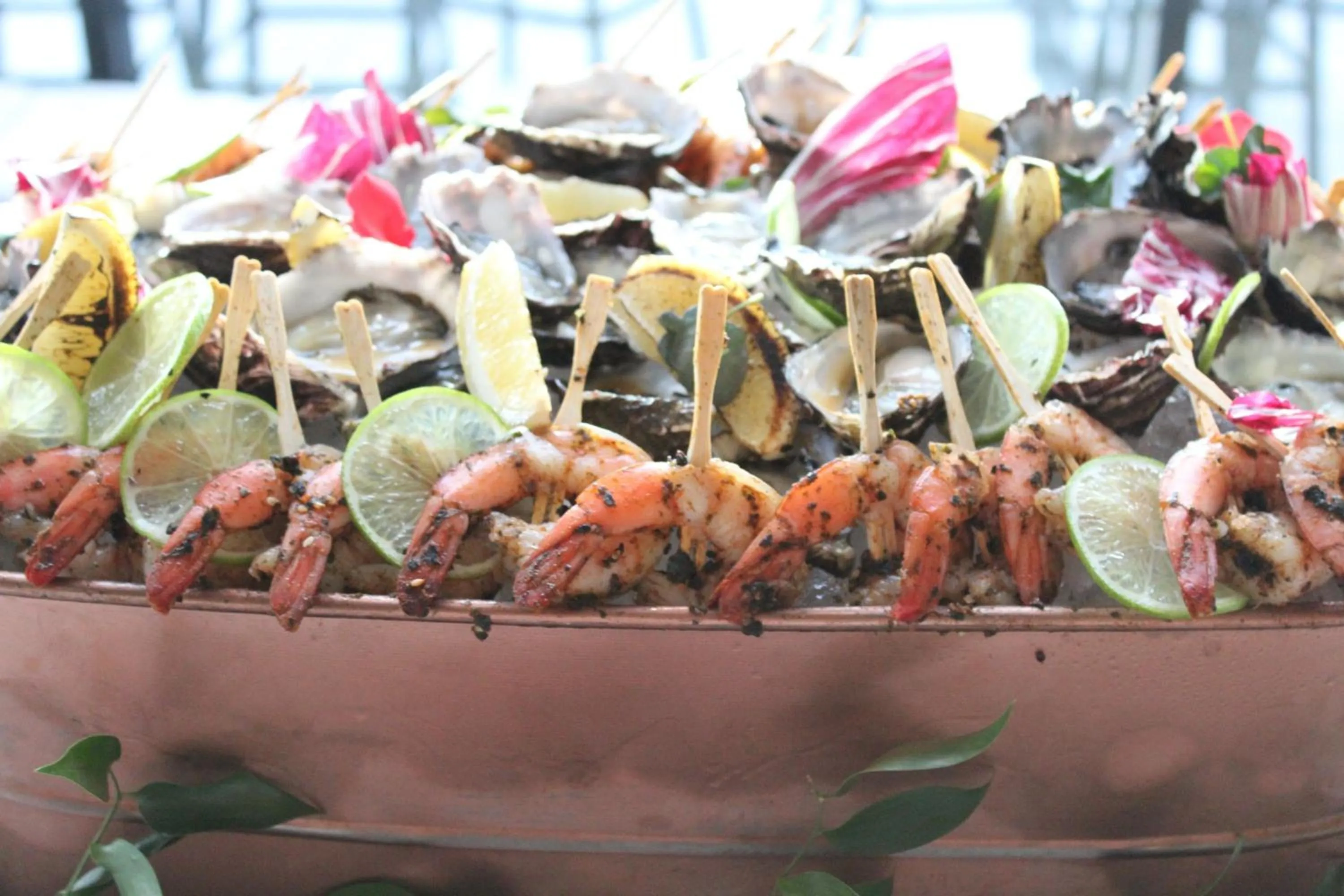 Lounge or bar in Midnight Hotel, Autograph Collection