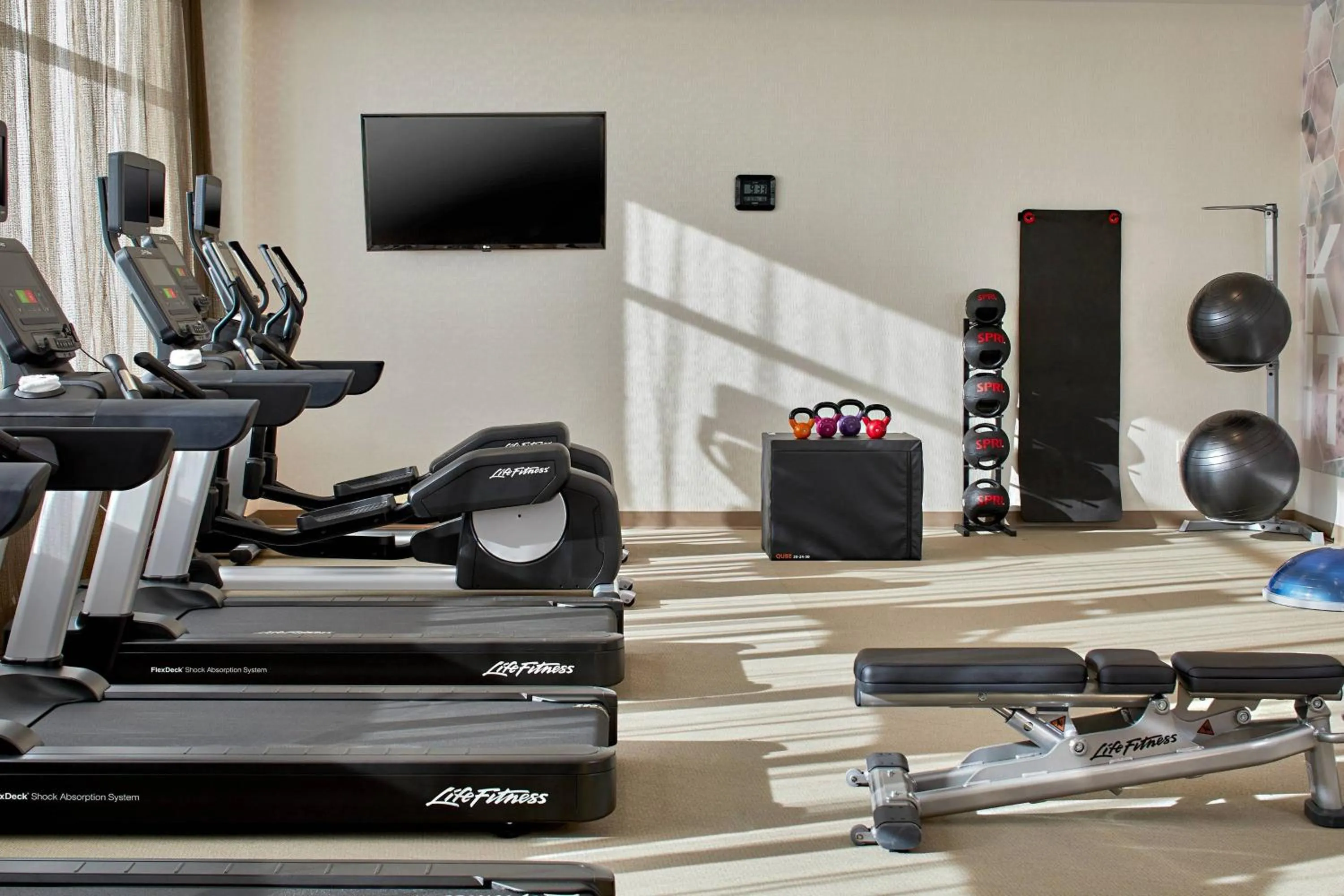 Fitness centre/facilities in SpringHill Suites by Marriott Charlotte at Carowinds