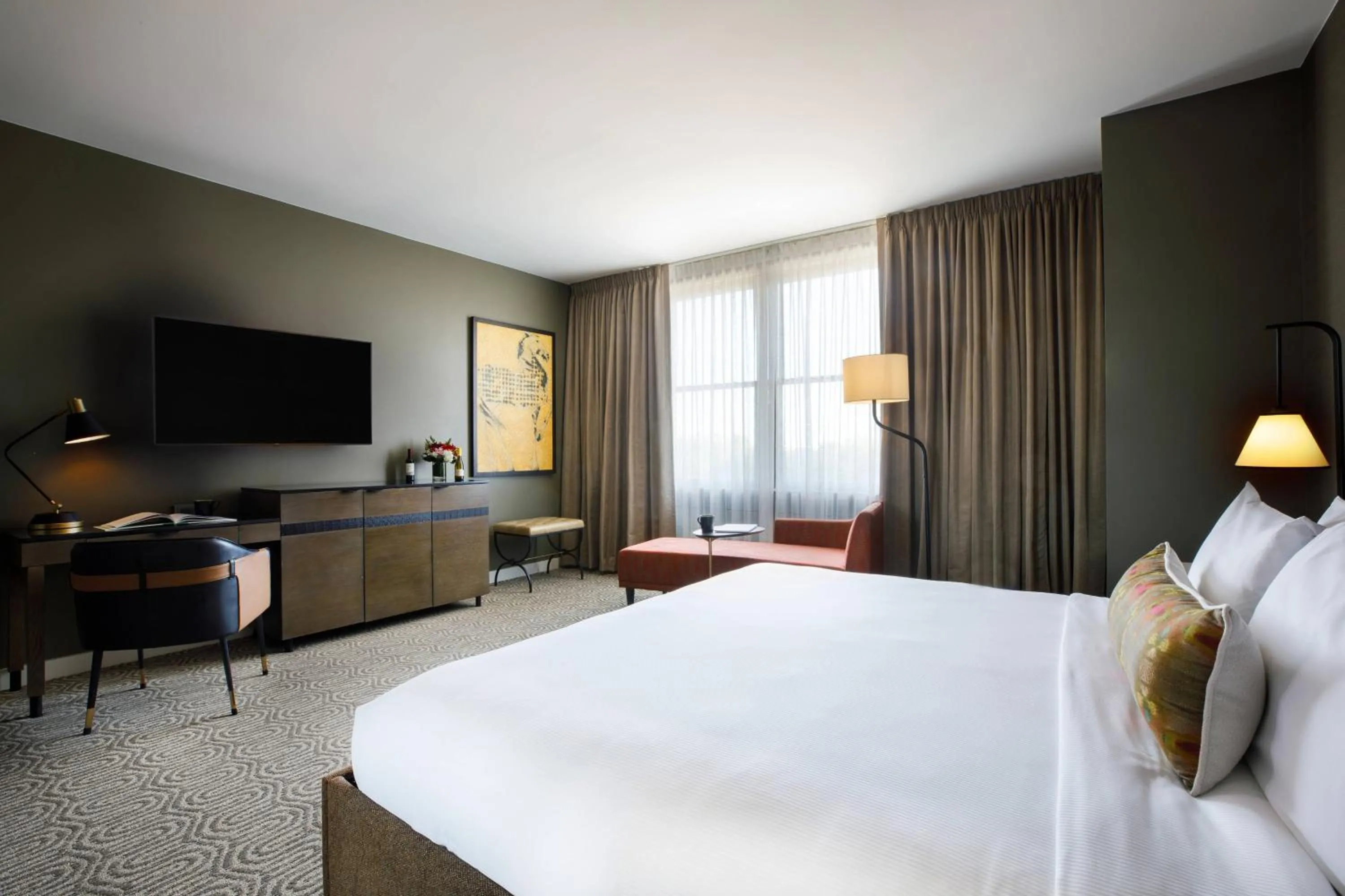 Photo of the whole room, Bed in Hotel Vin, Grapevine, Autograph Collection