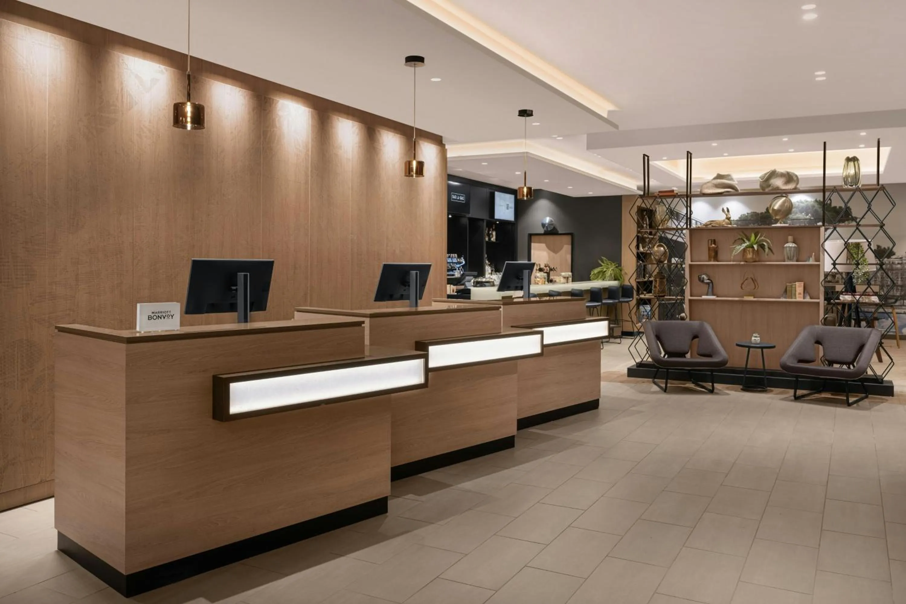 Lobby or reception in Courtyard by Marriott Paris Porte de Versailles