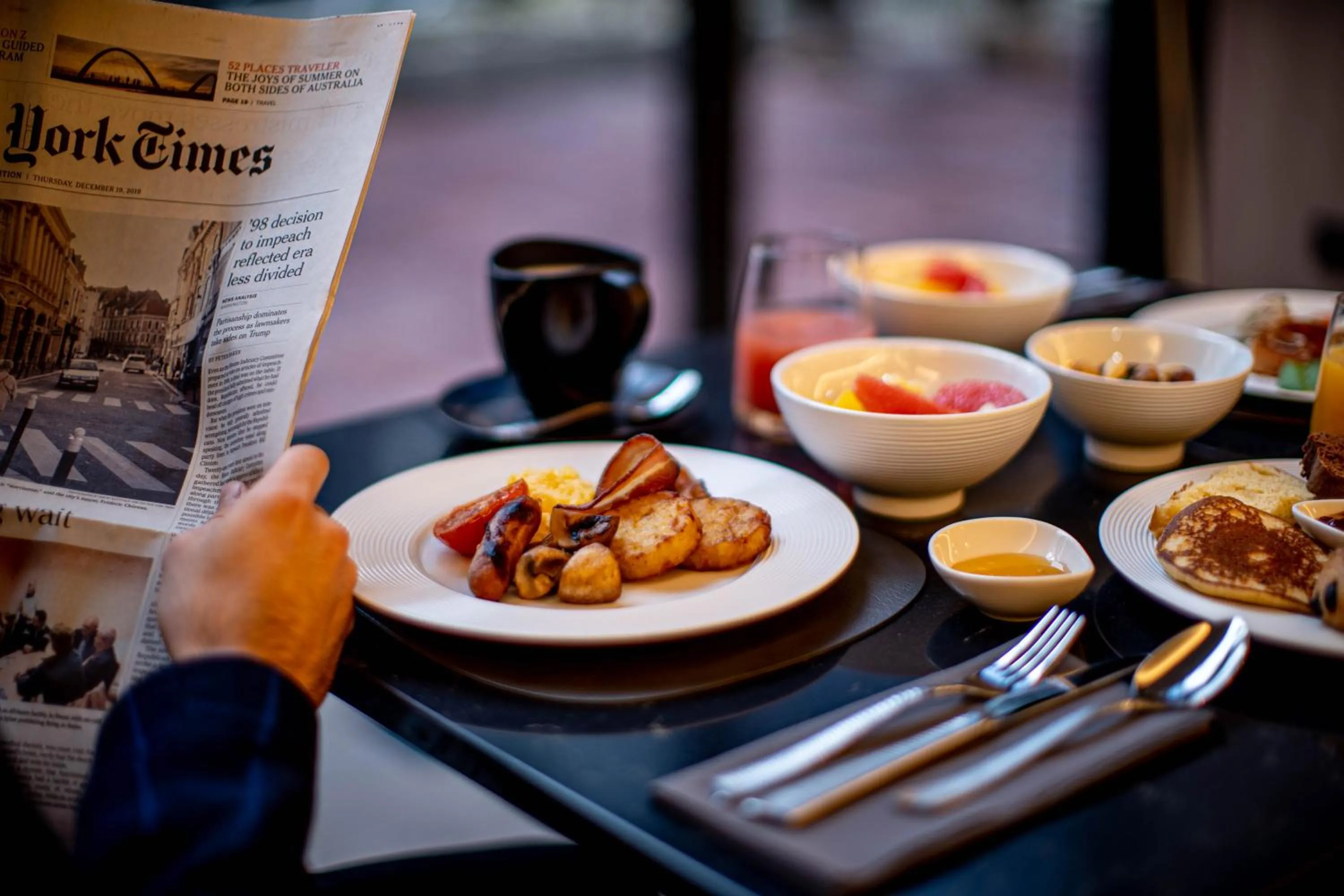 Breakfast in Courtyard by Marriott Paris Porte de Versailles