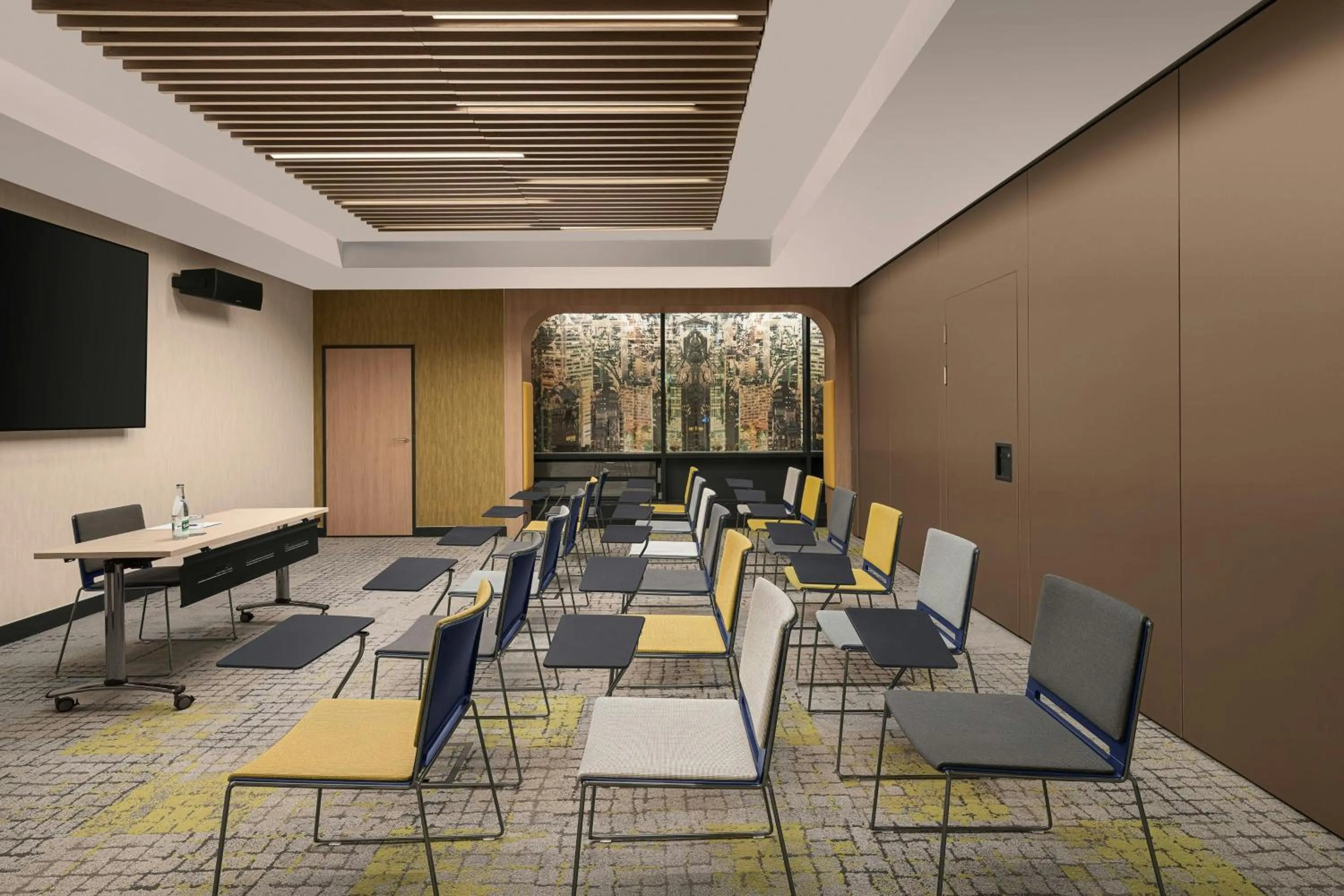 Meeting/conference room in Courtyard by Marriott Paris Porte de Versailles