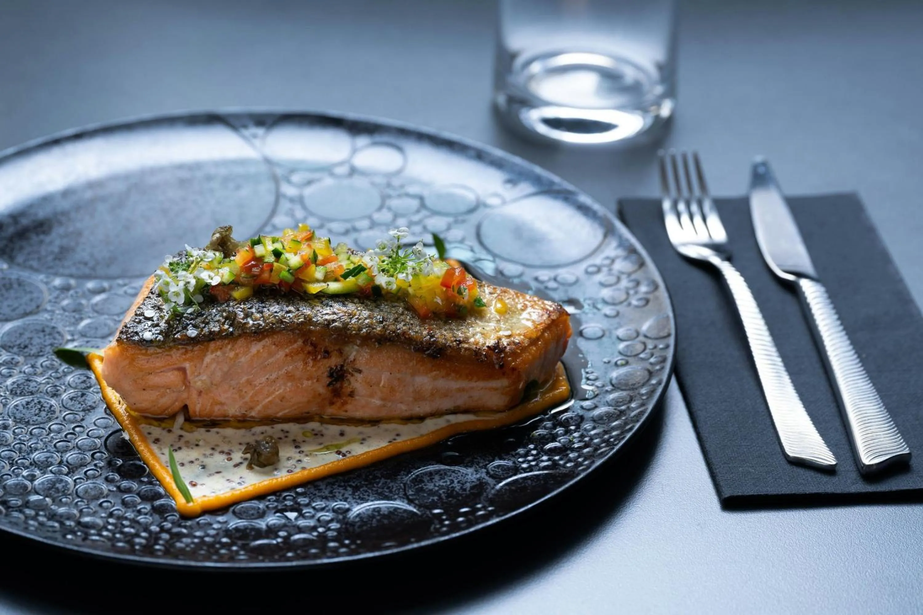 Restaurant/places to eat in Courtyard by Marriott Paris Porte de Versailles