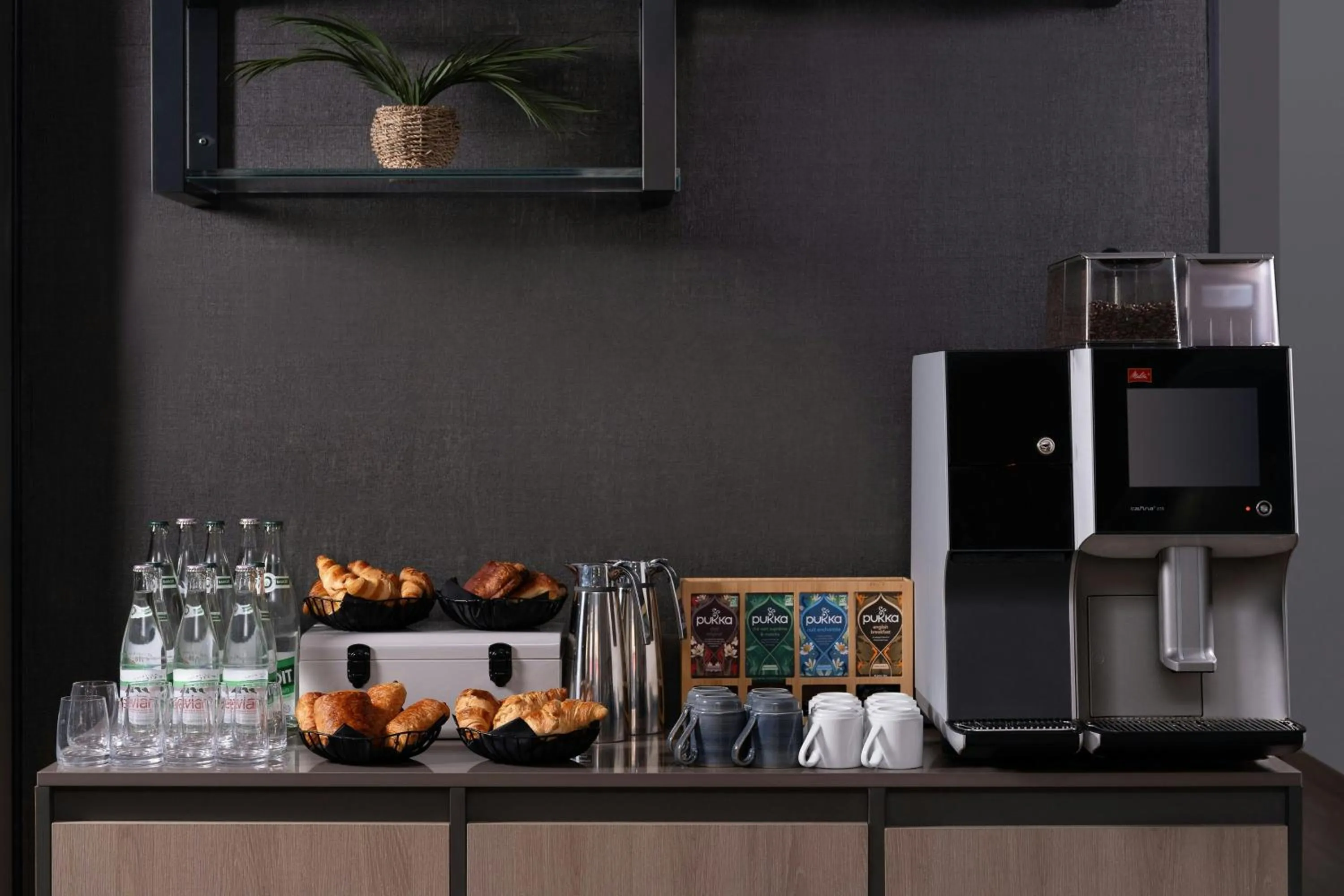 Meeting/conference room in Courtyard by Marriott Paris Porte de Versailles