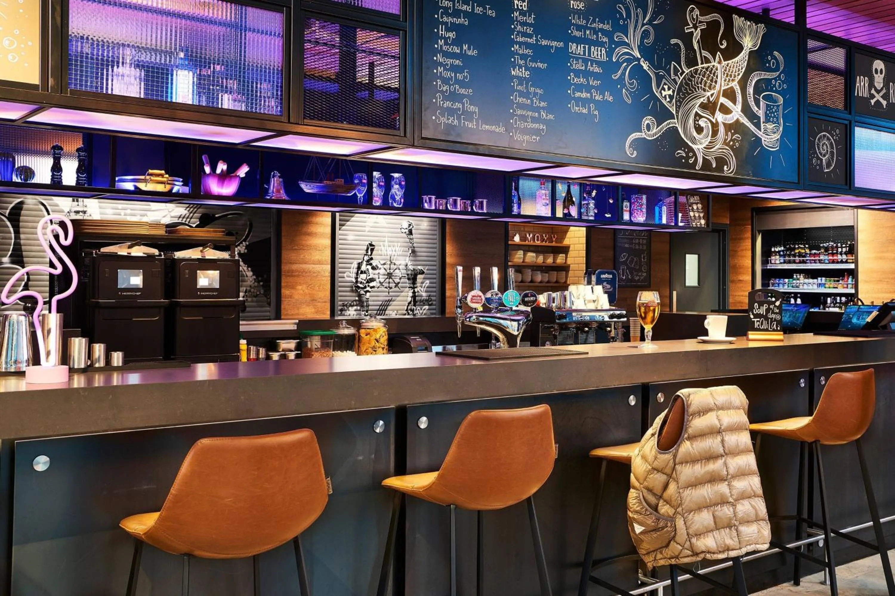 Lounge or bar in Moxy Southampton