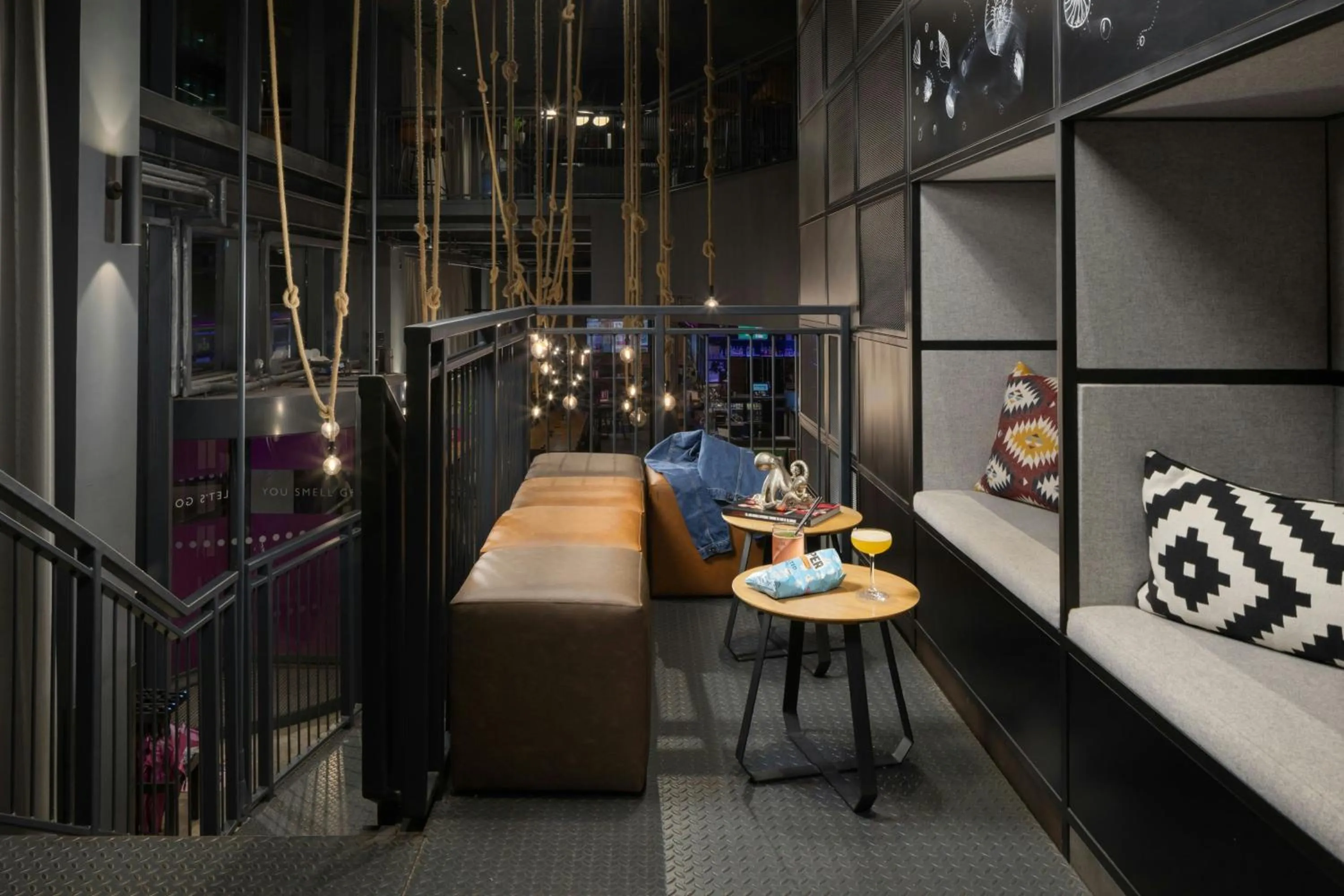 Lounge or bar, Bed in Moxy Southampton