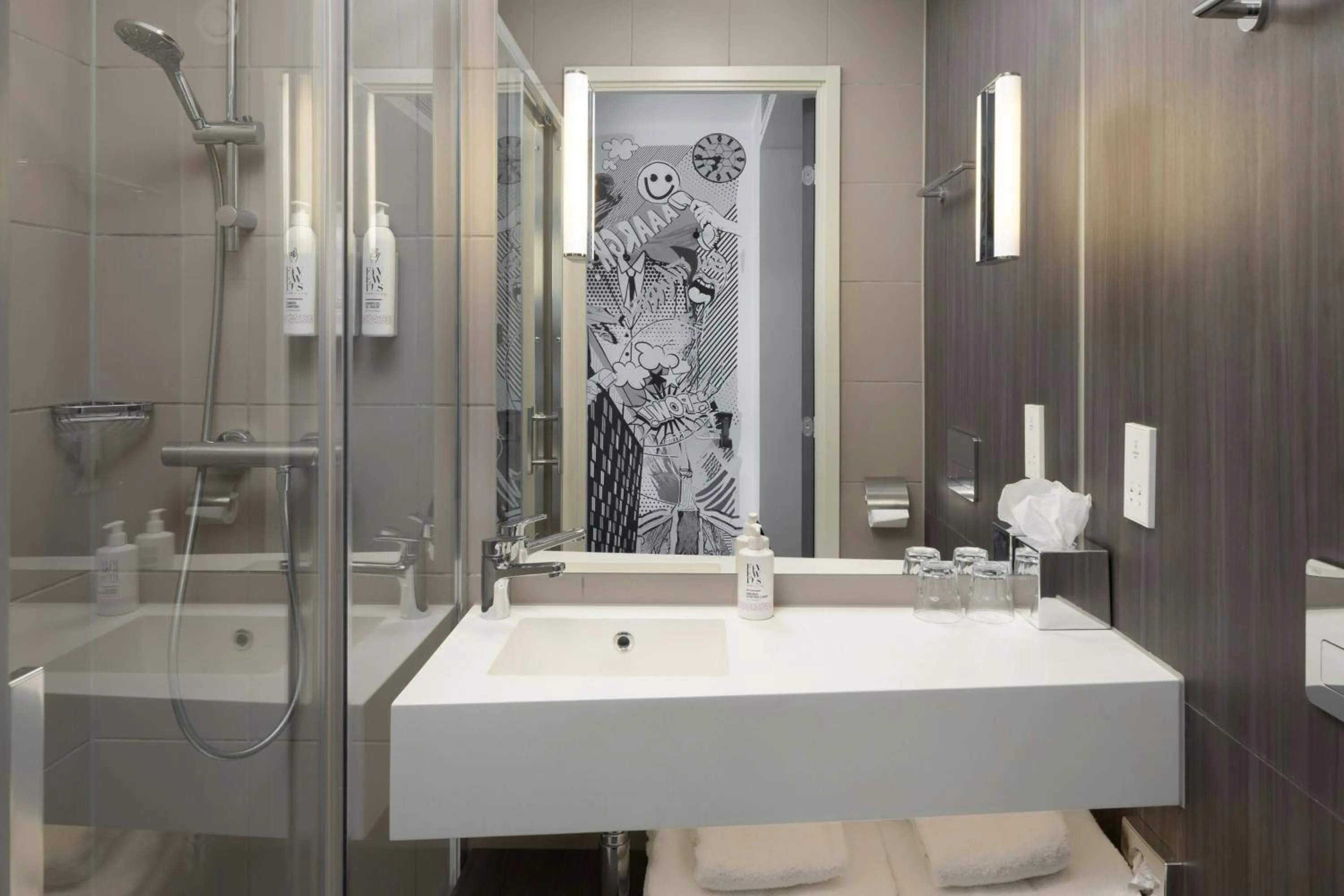 Bathroom in Moxy Southampton