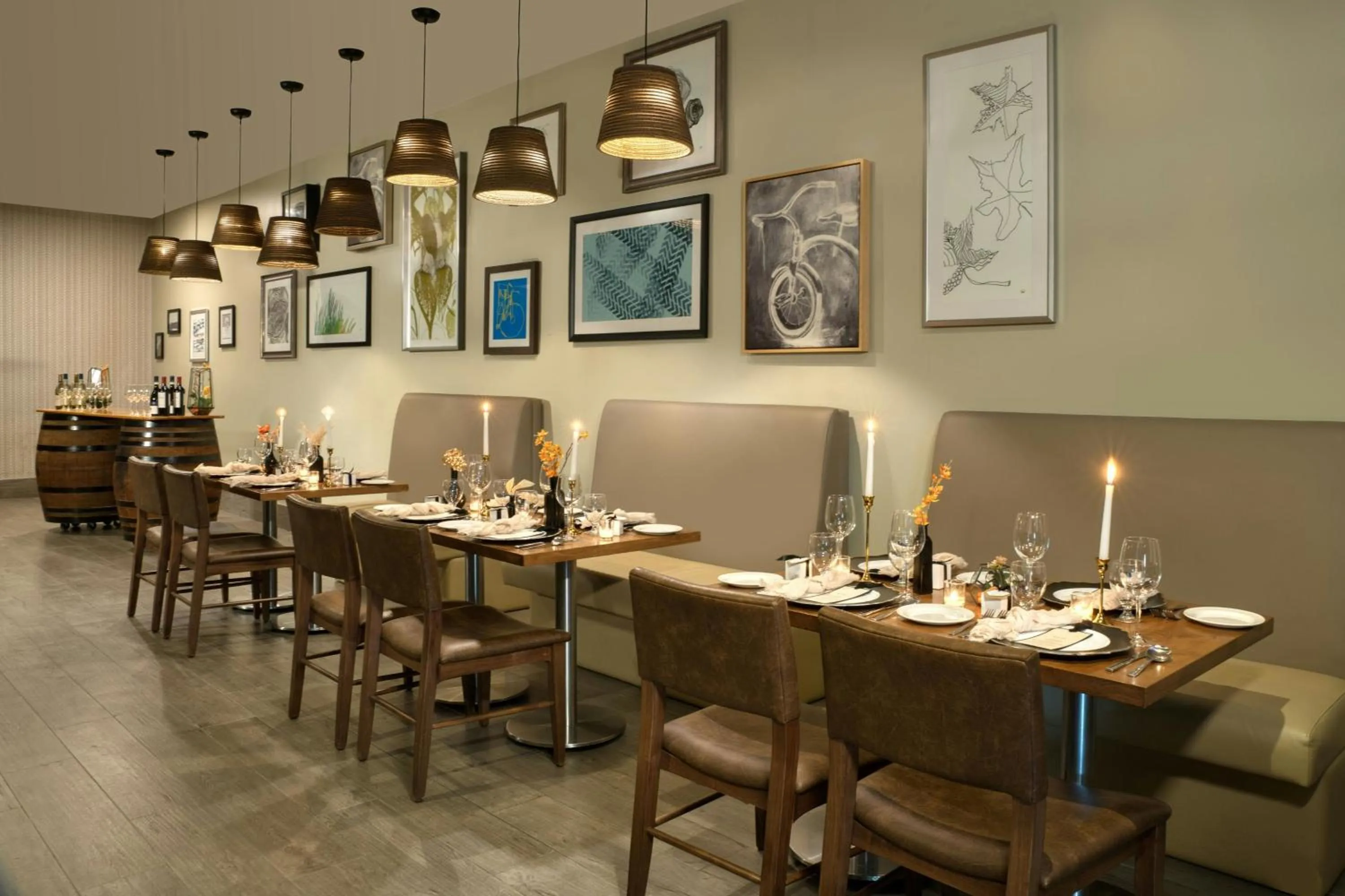 Restaurant/places to eat in Element Toronto Airport