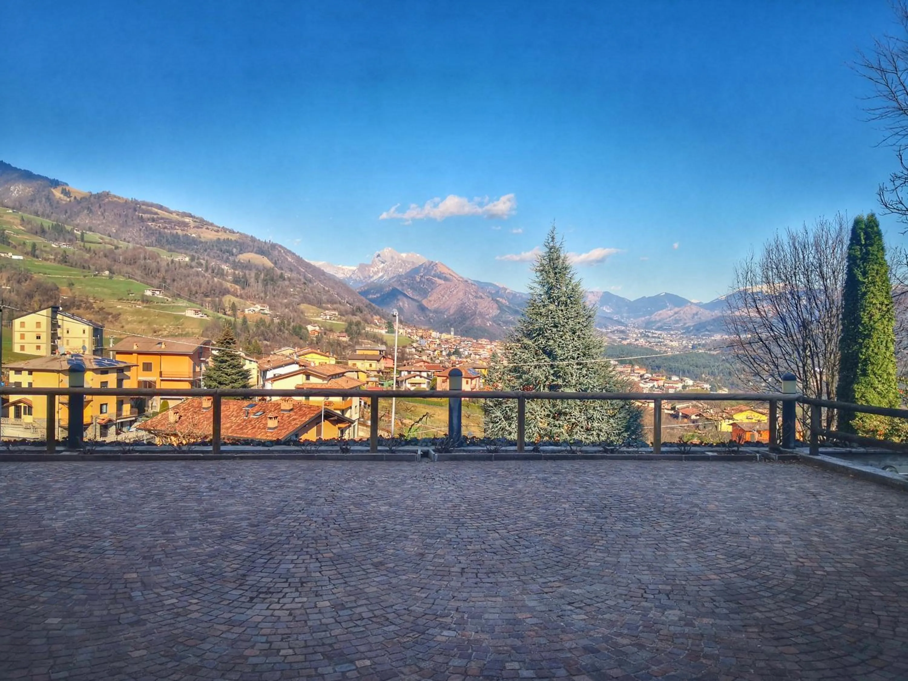 Balcony/Terrace in Grem Bike Hostel