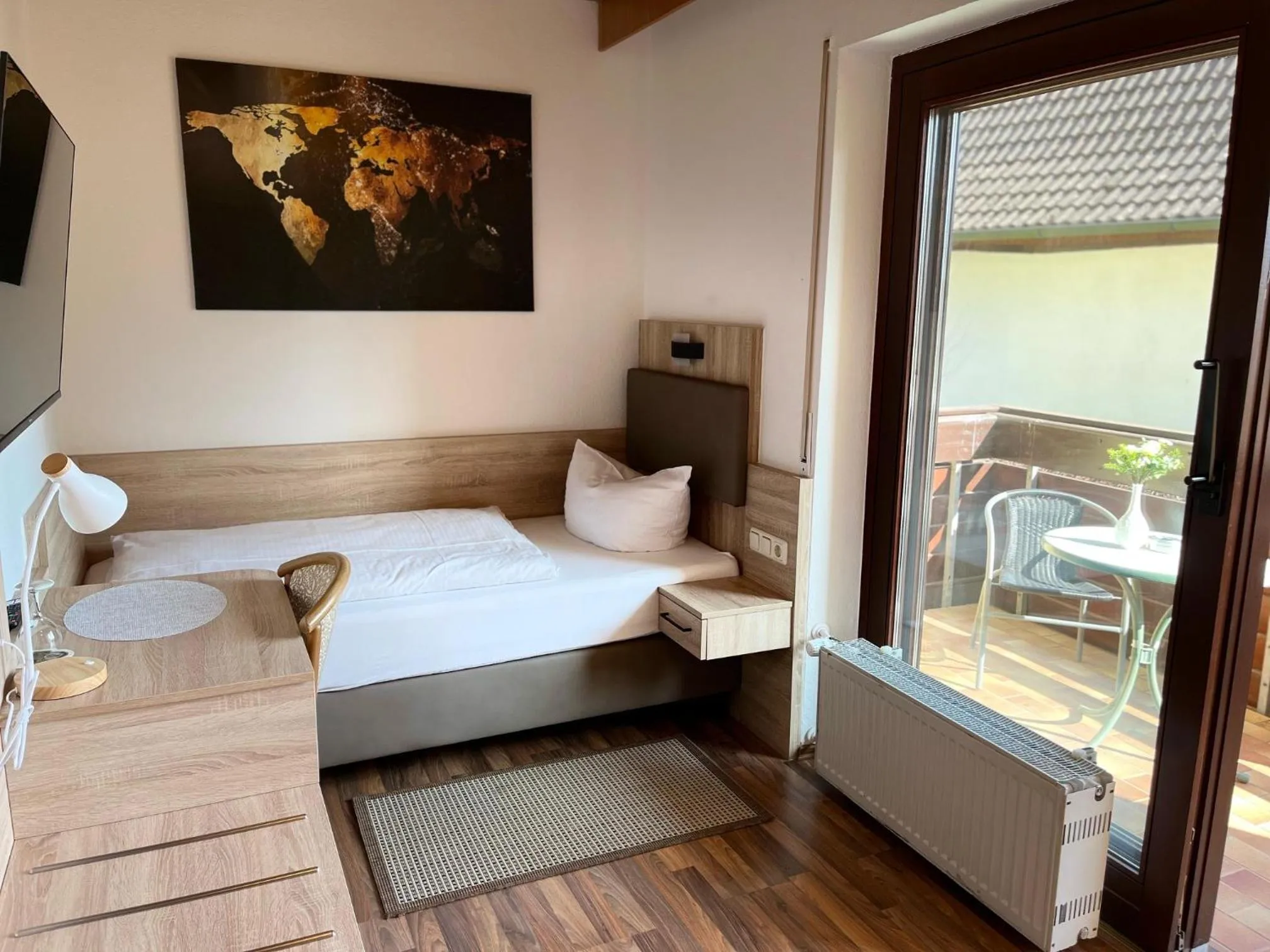 Balcony/Terrace, Bed in Annas Gästehaus