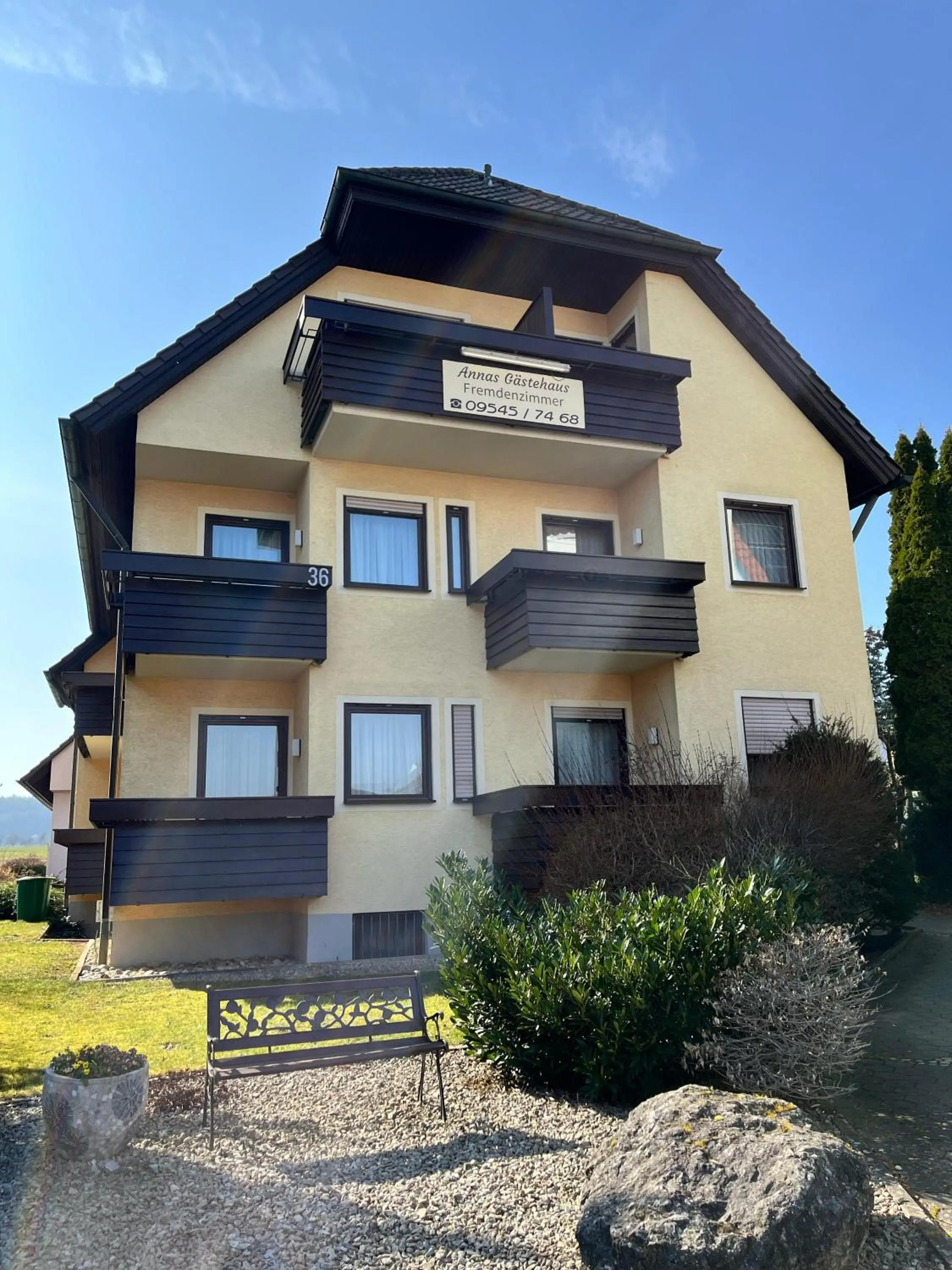 Property building in Annas Gästehaus