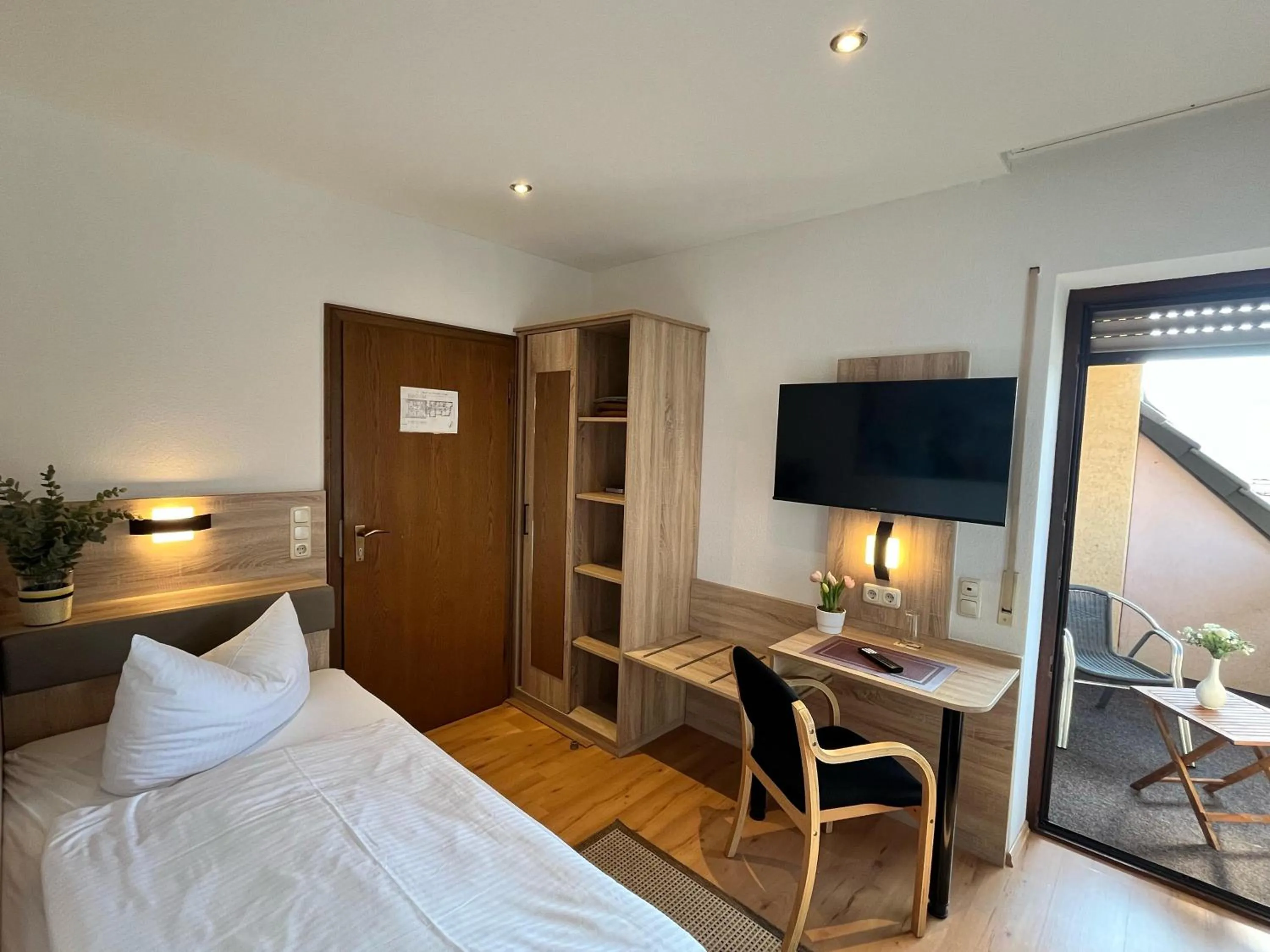 Balcony/Terrace, Bed in Annas Gästehaus