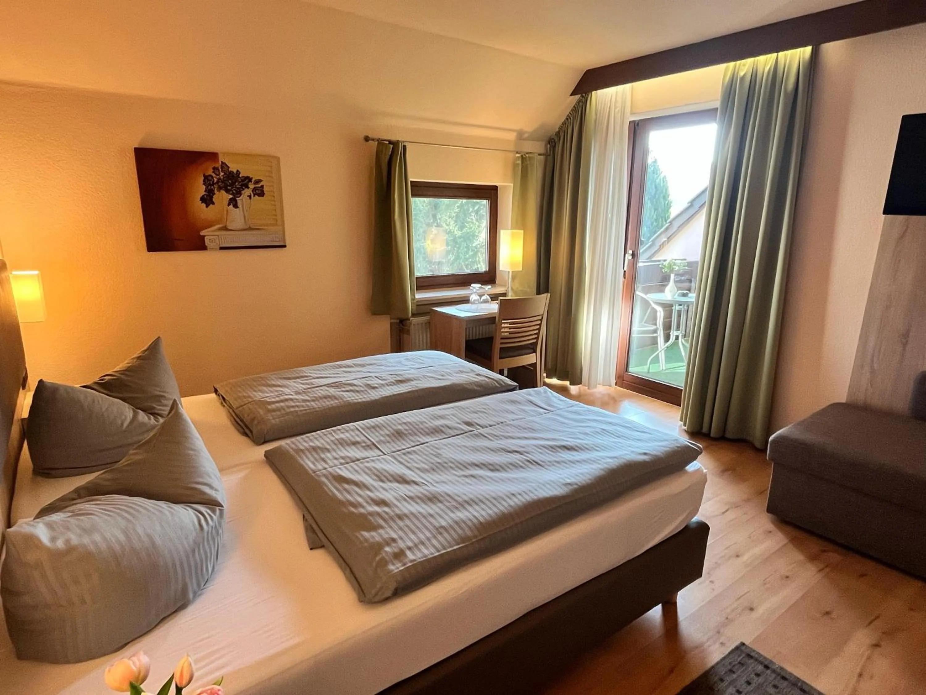 Balcony/Terrace, Bed in Annas Gästehaus