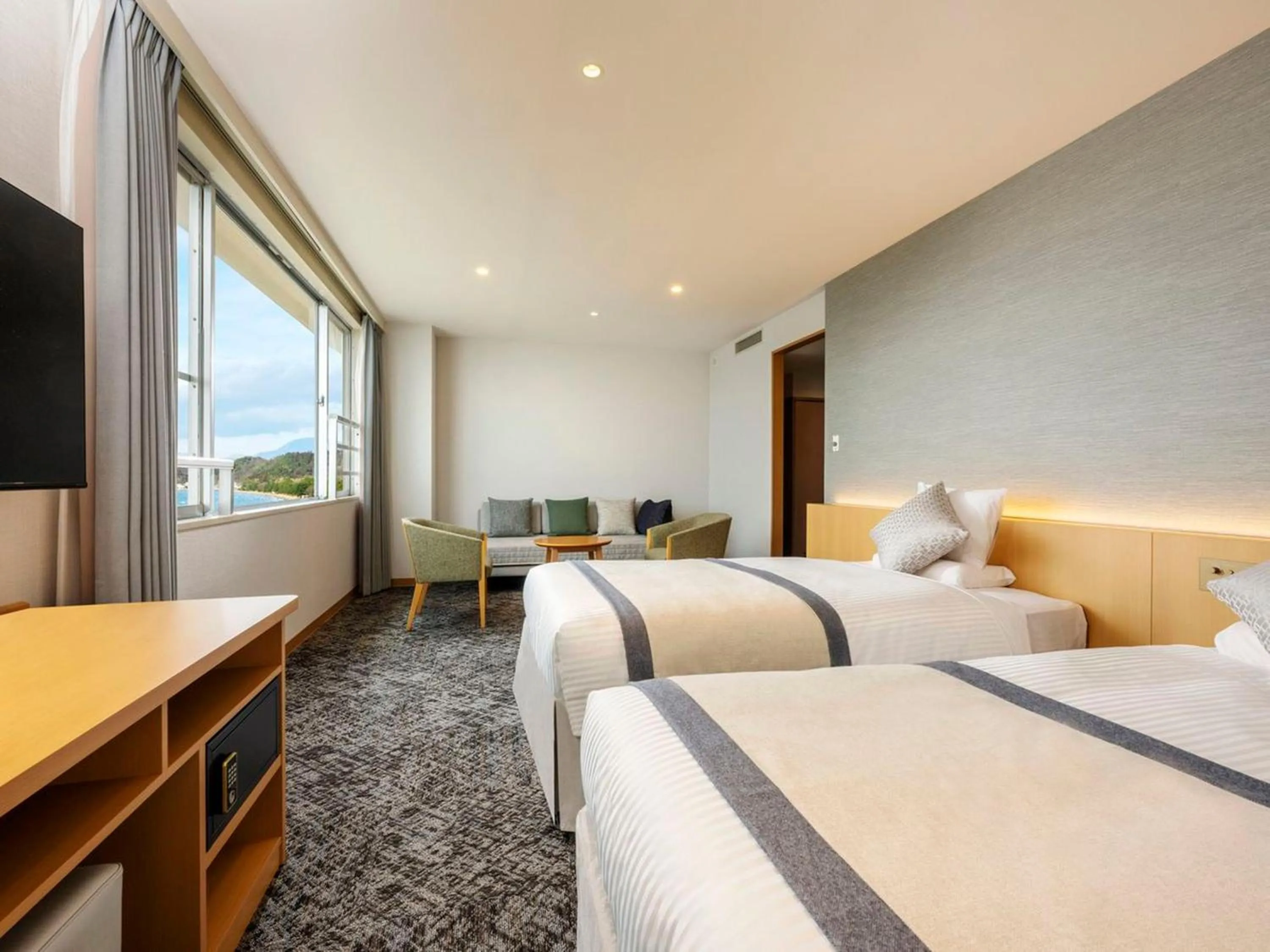 Photo of the whole room, Bed in KAMENOI HOTEL Hikone