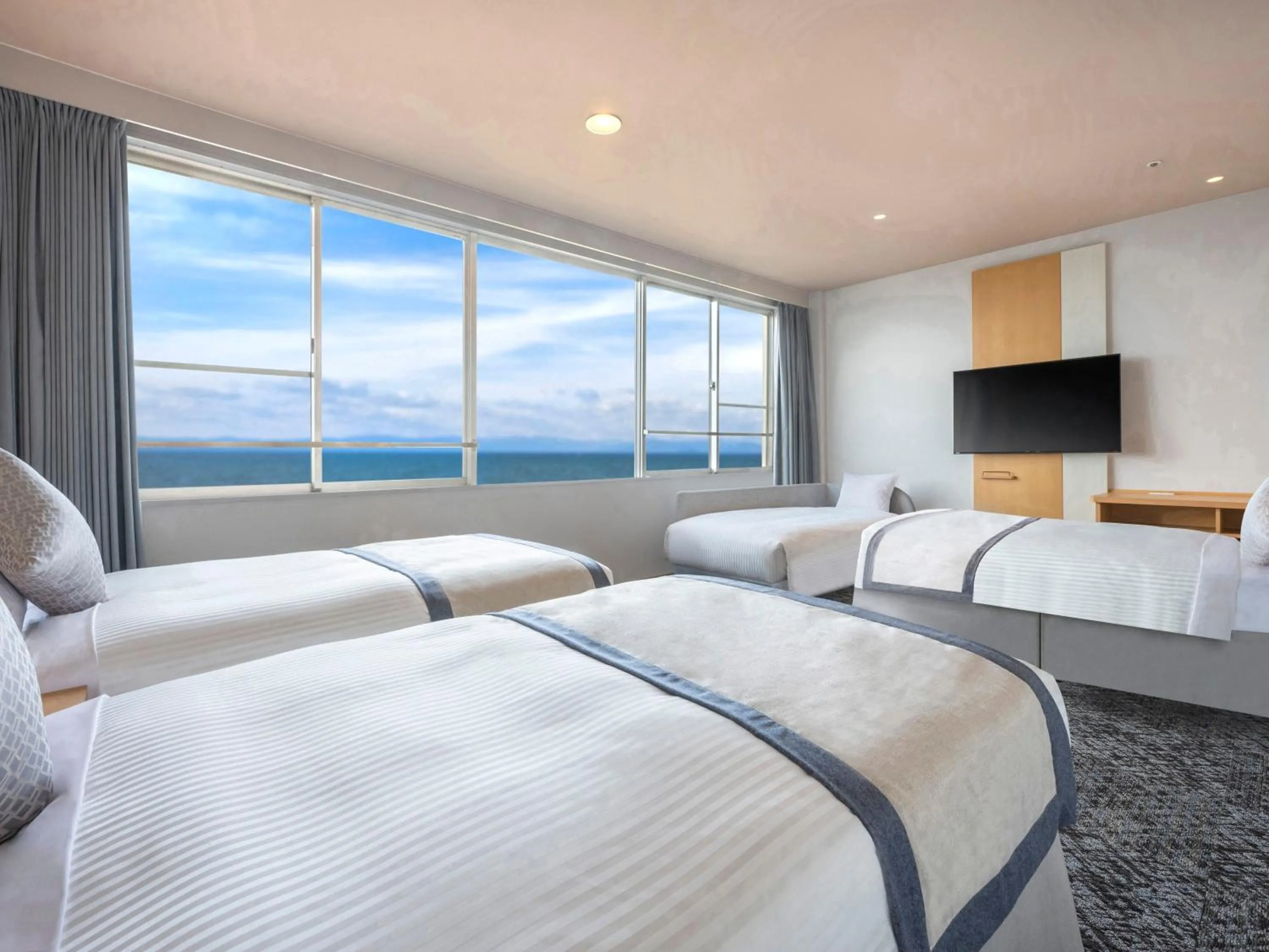 Photo of the whole room, Bed in KAMENOI HOTEL Hikone