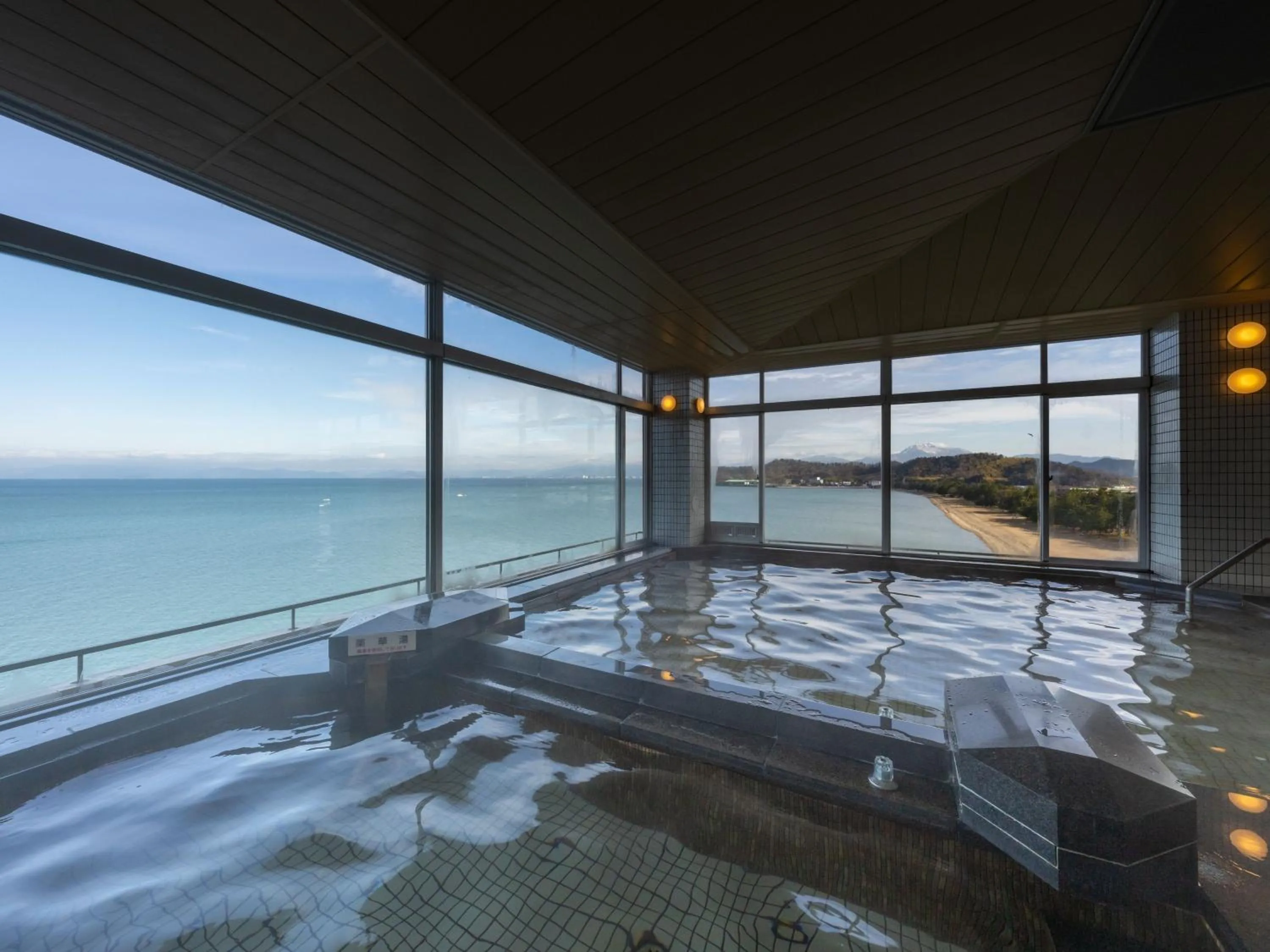 Hot Spring Bath in KAMENOI HOTEL Hikone