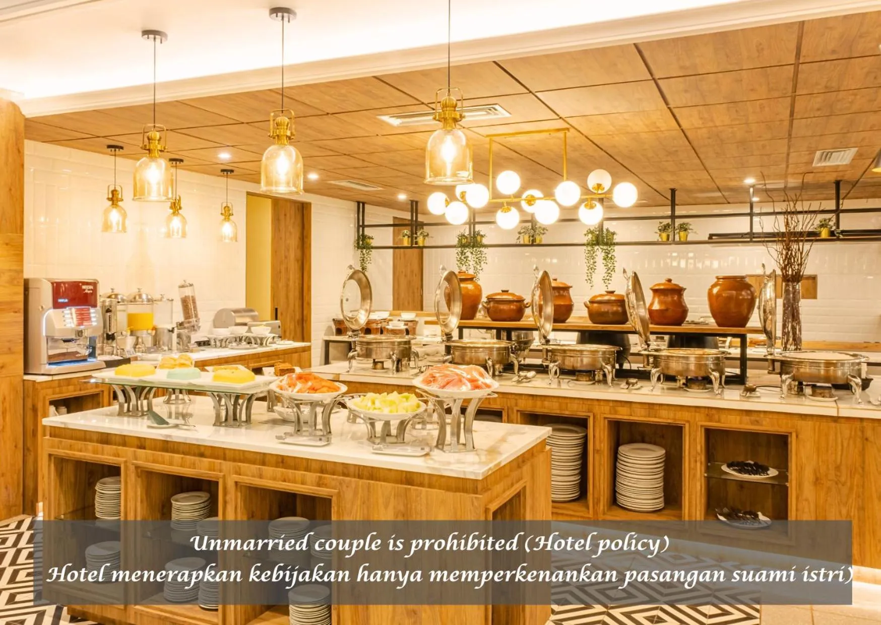 Restaurant/places to eat in Hotel Gren Alia Cikini