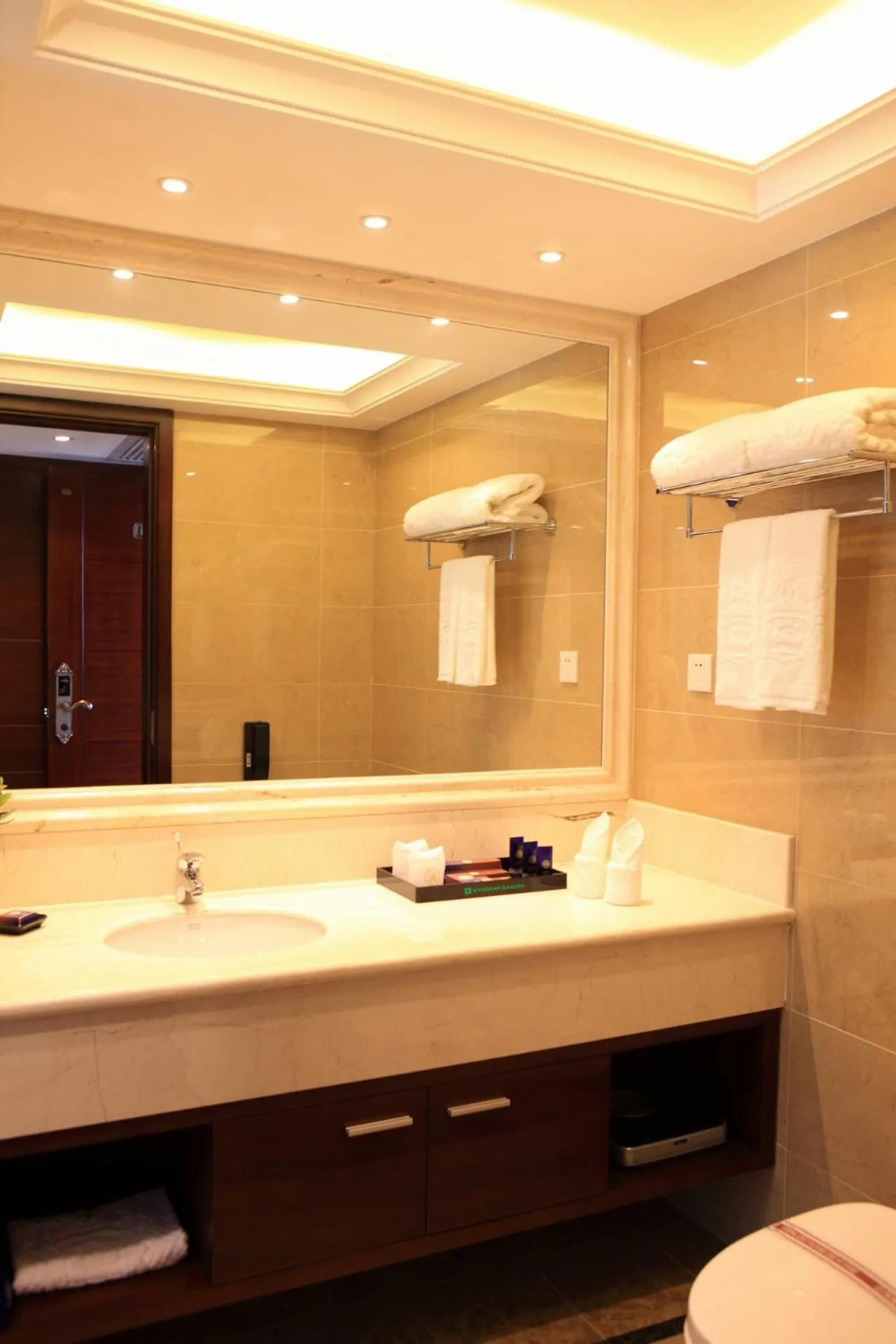 Bathroom in Wyndham Garden Wenchang Nanguo