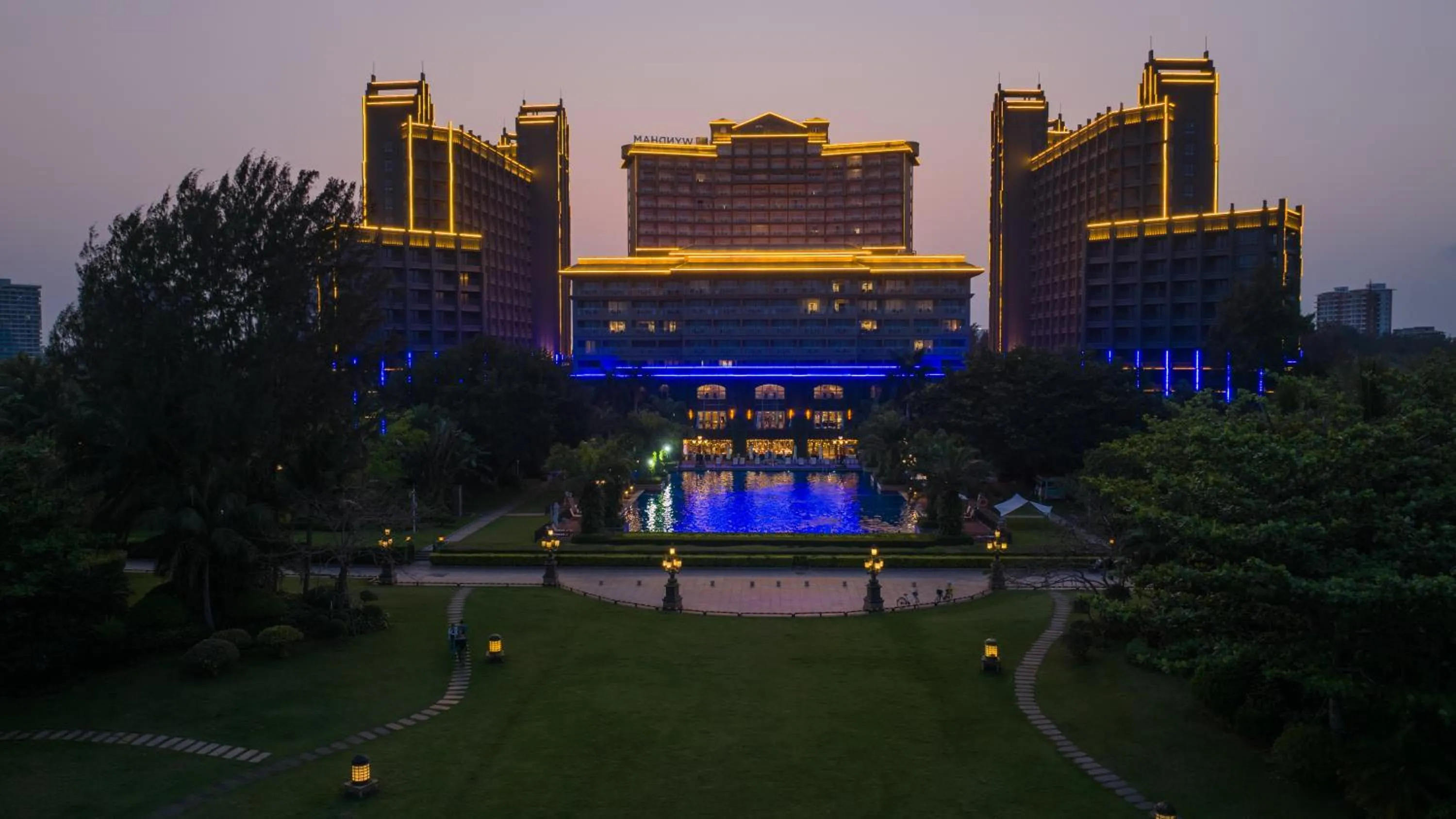 Night in Wyndham Garden Wenchang Nanguo