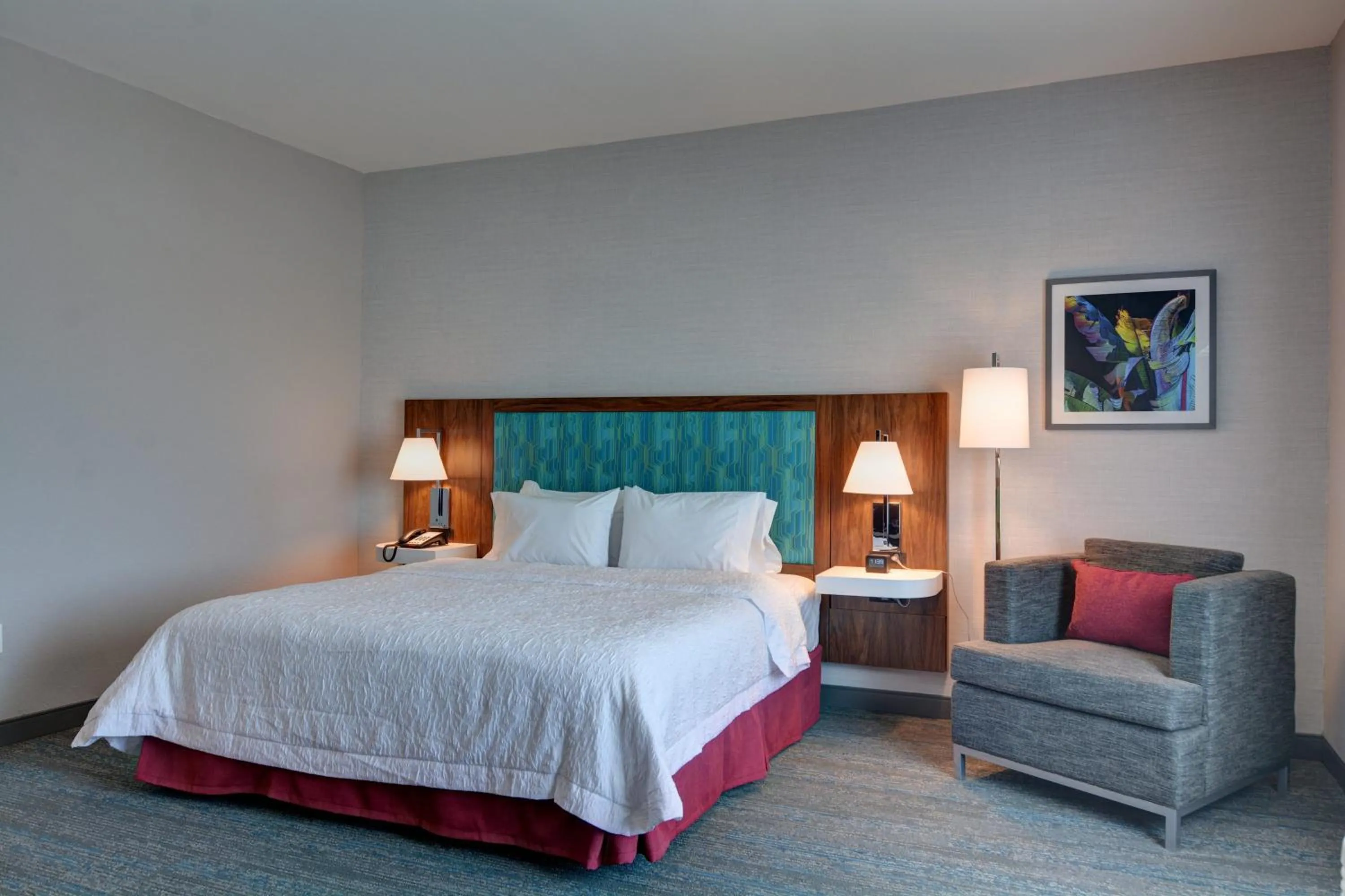 Bed in Hampton Inn & Suites Middleburg, Fl