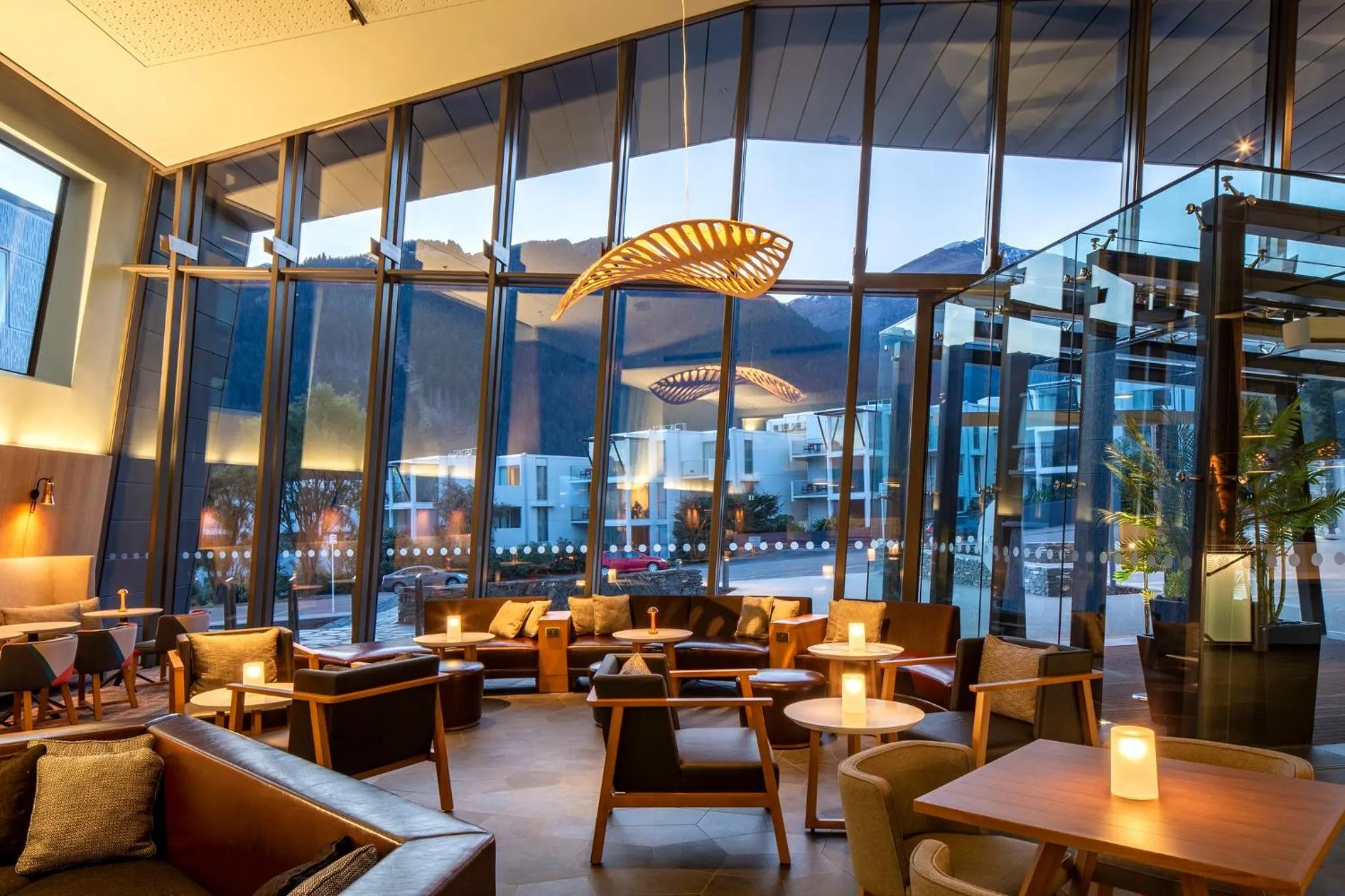 Restaurant/places to eat in Holiday Inn Express & Suites Queenstown by IHG