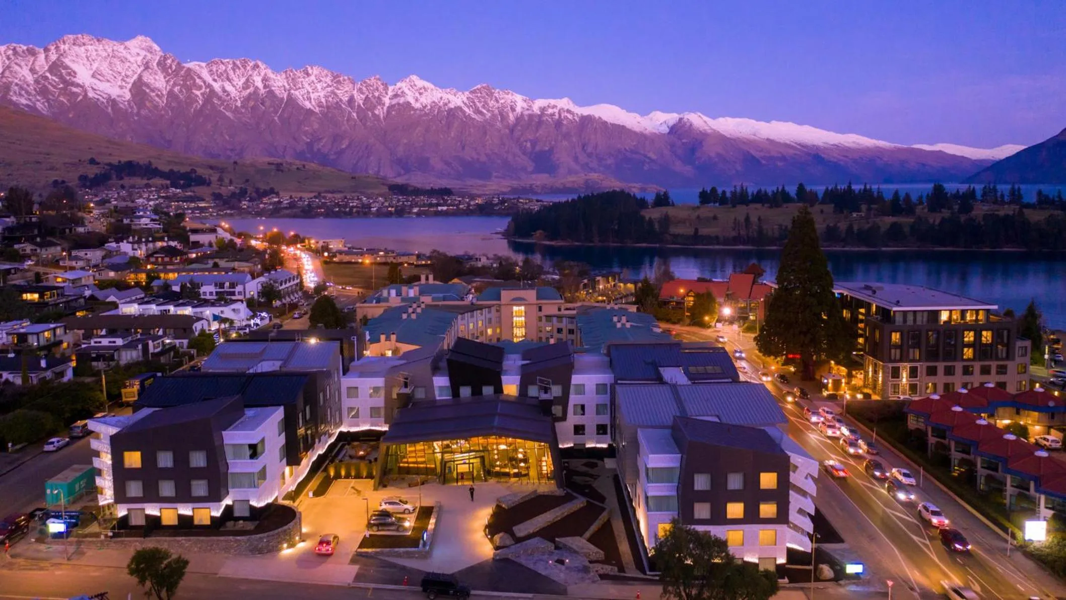 Property building in Holiday Inn Express & Suites Queenstown by IHG