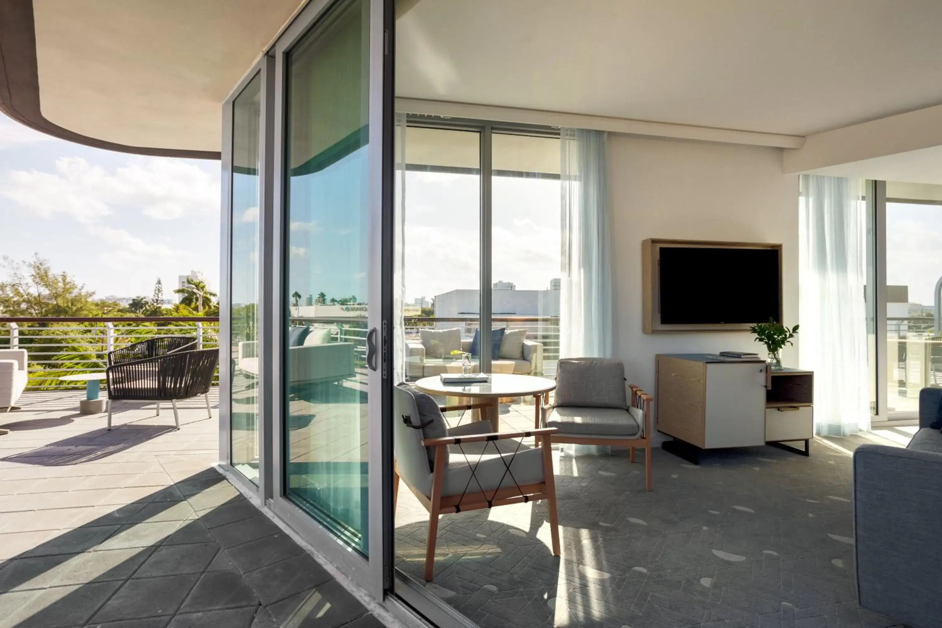 Premium Corner King Room with Terrace in Kimpton - Hotel Palomar South Beach by IHG Premium Corner King Room with Terrace in Kimpton - Hotel Palomar South Beach by IHG