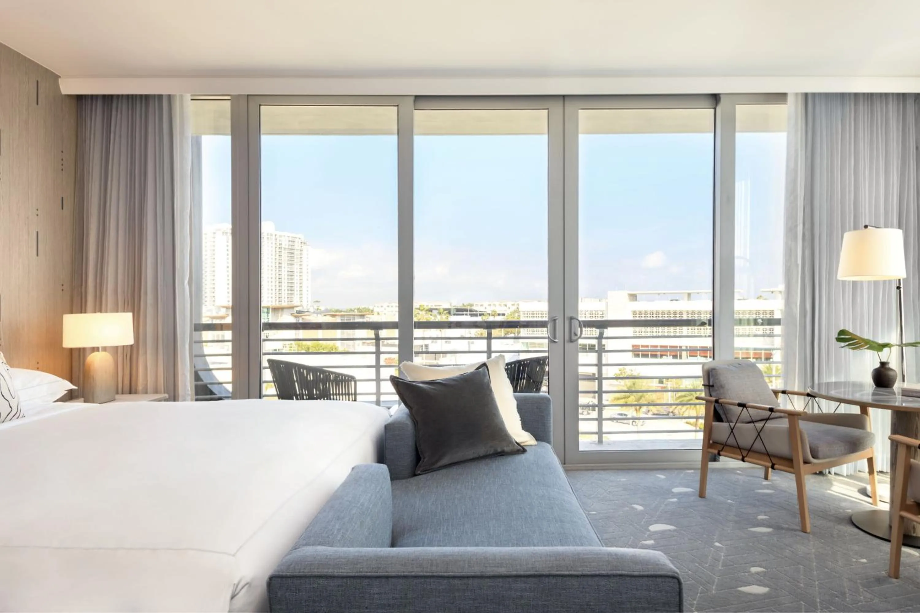 Photo of the whole room, Bed in Kimpton - Hotel Palomar South Beach by IHG