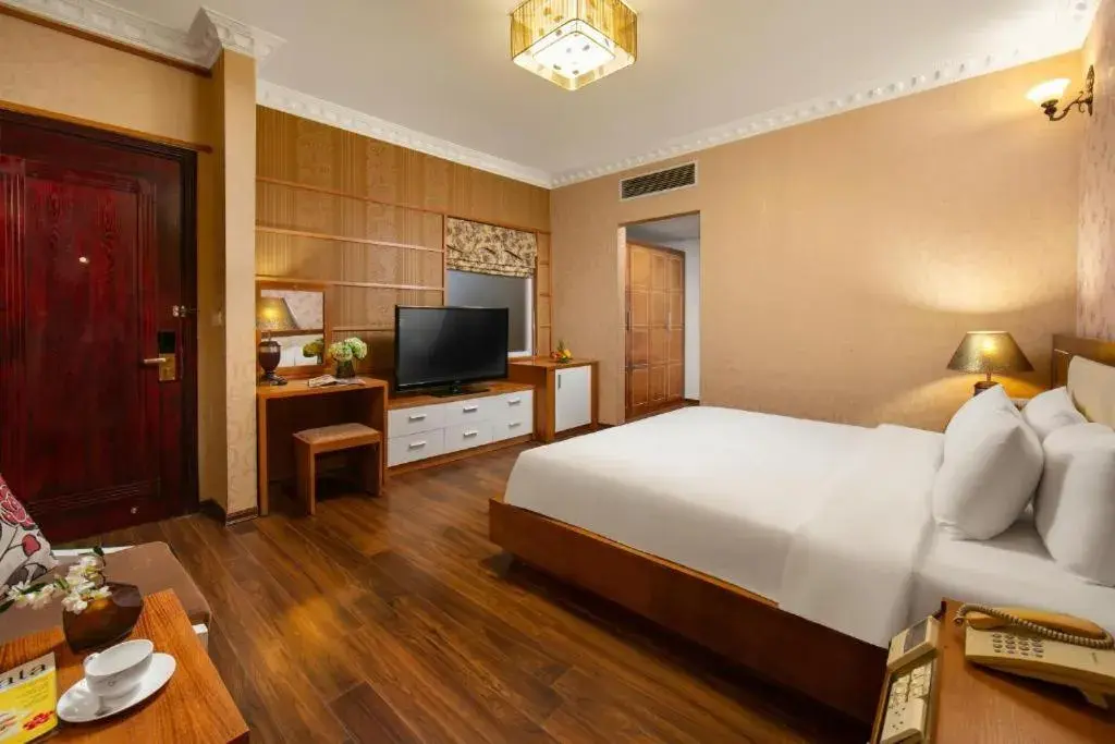 Superior Double Room in Nesta Boutique Hotel Hanoi Superior Double Room in Nesta Boutique Hotel Hanoi