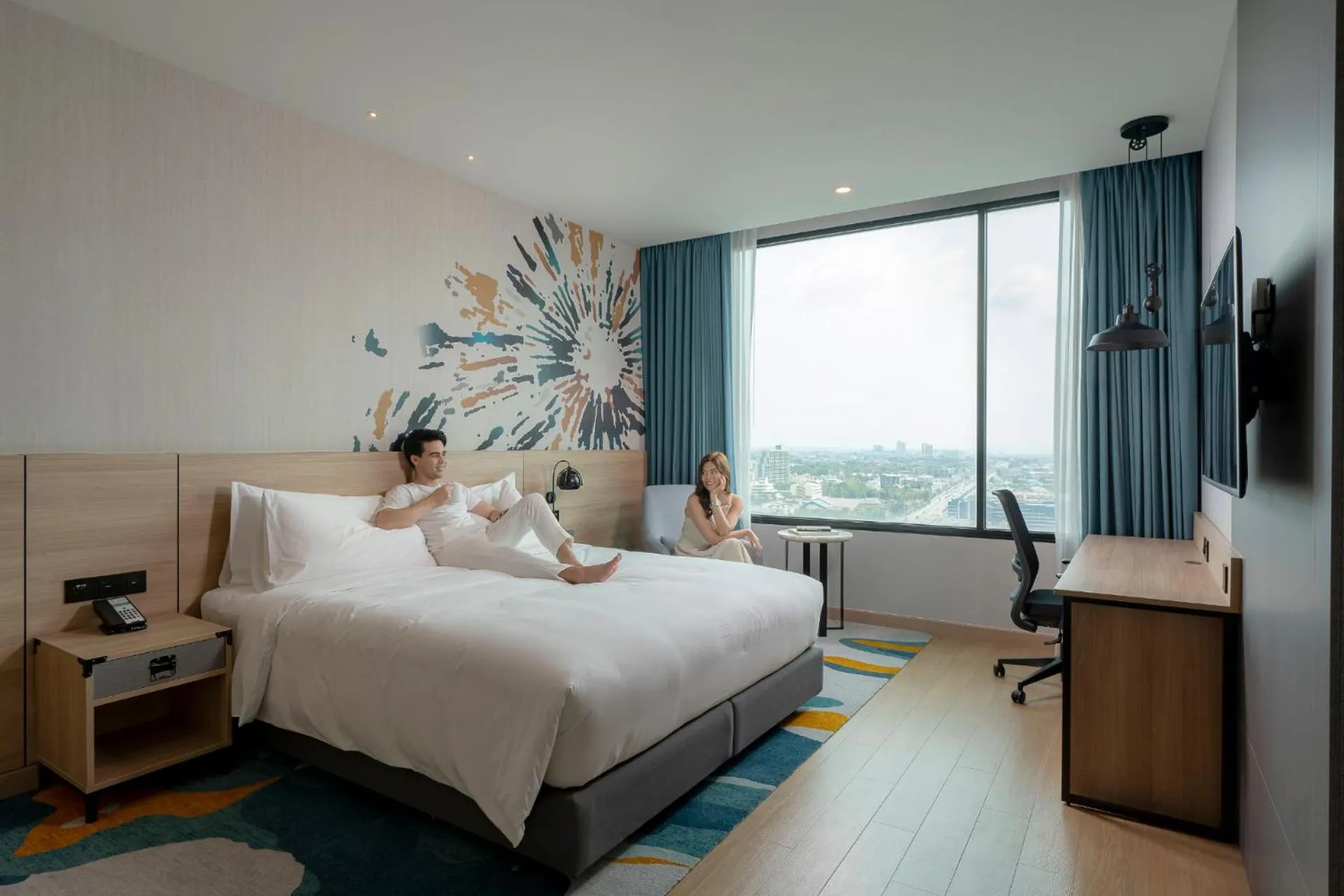 Bedroom, Bed in Holiday Inn & Suites Siracha Laemchabang by IHG