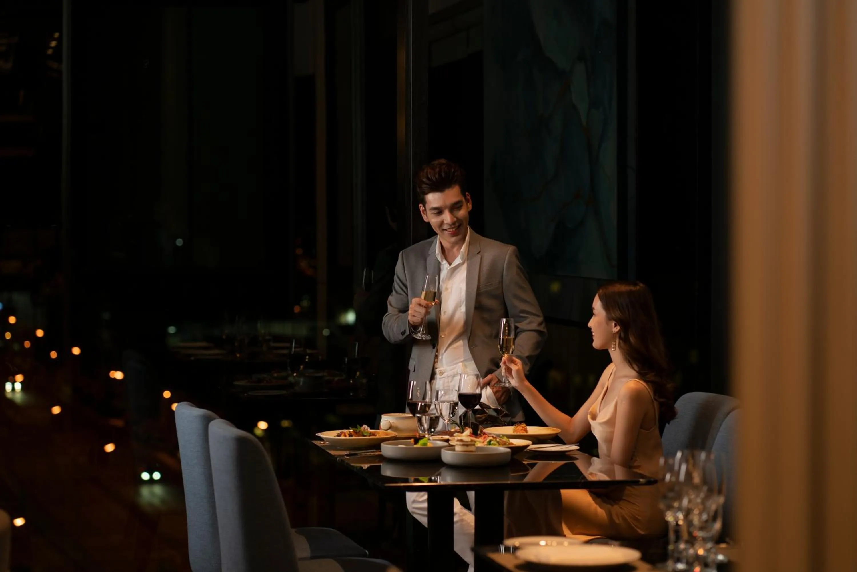 Restaurant/places to eat in Holiday Inn & Suites Siracha Laemchabang by IHG