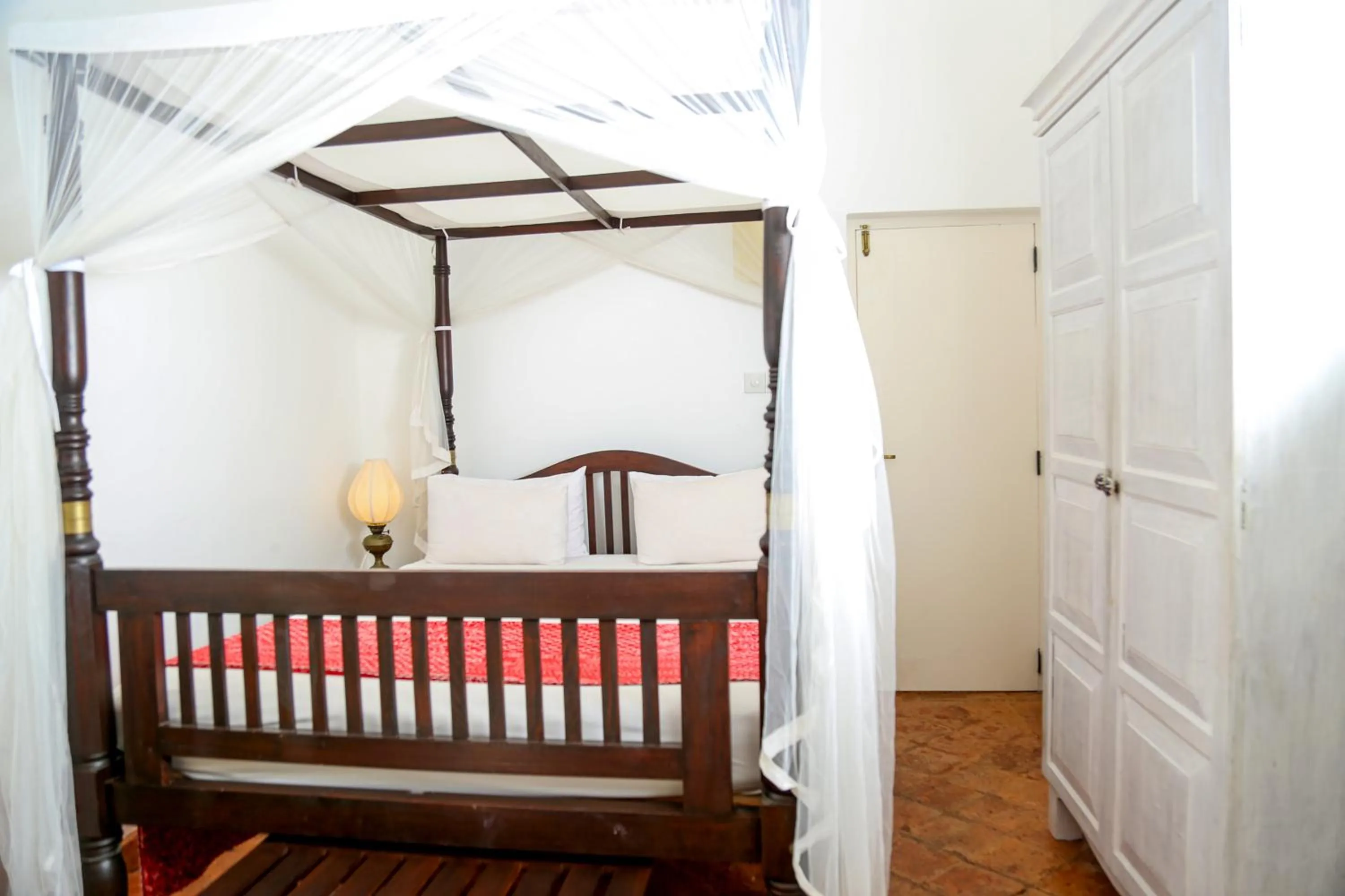 Bed in Mango House - Galle Fort