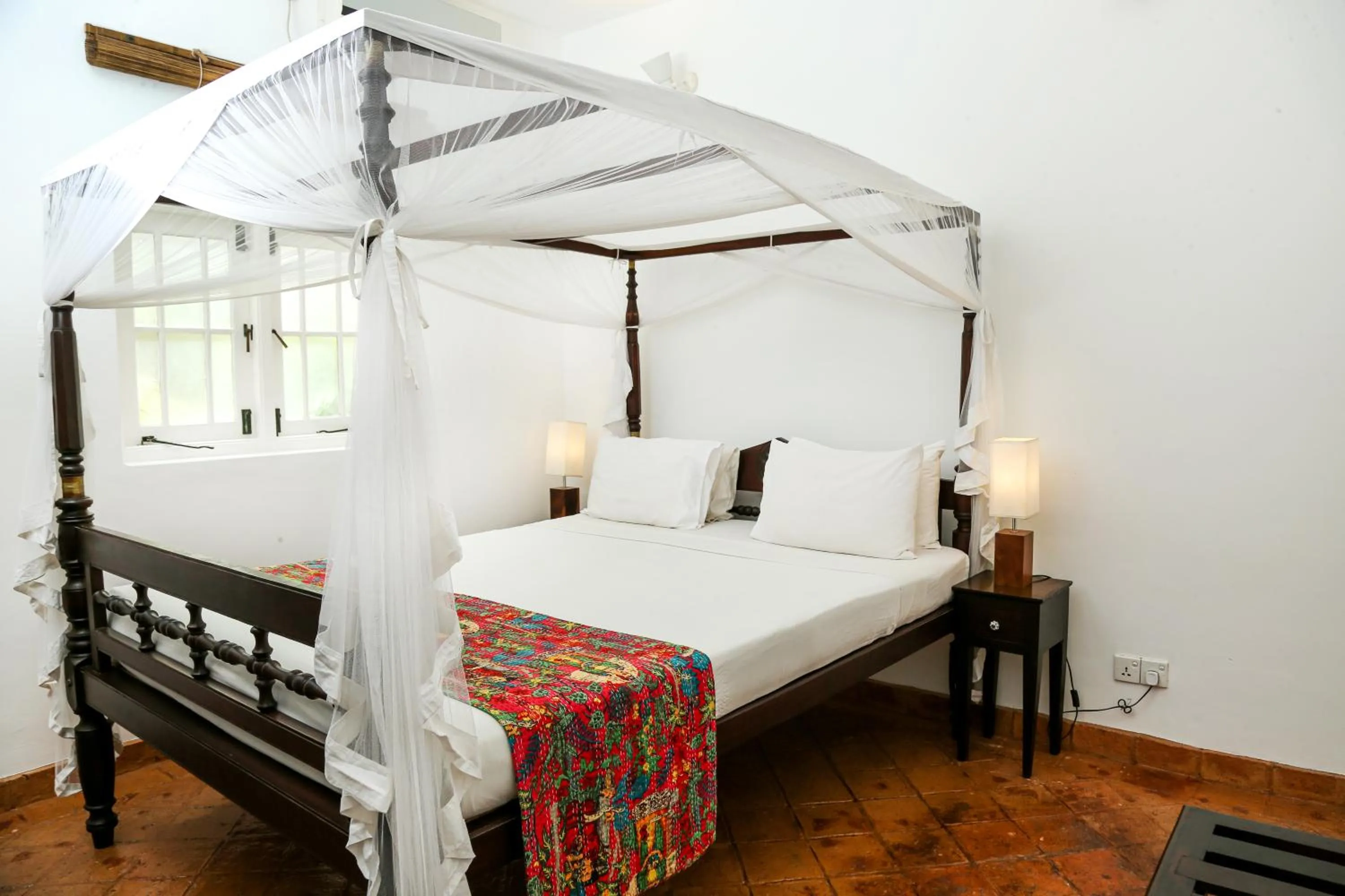 Bed in Mango House - Galle Fort