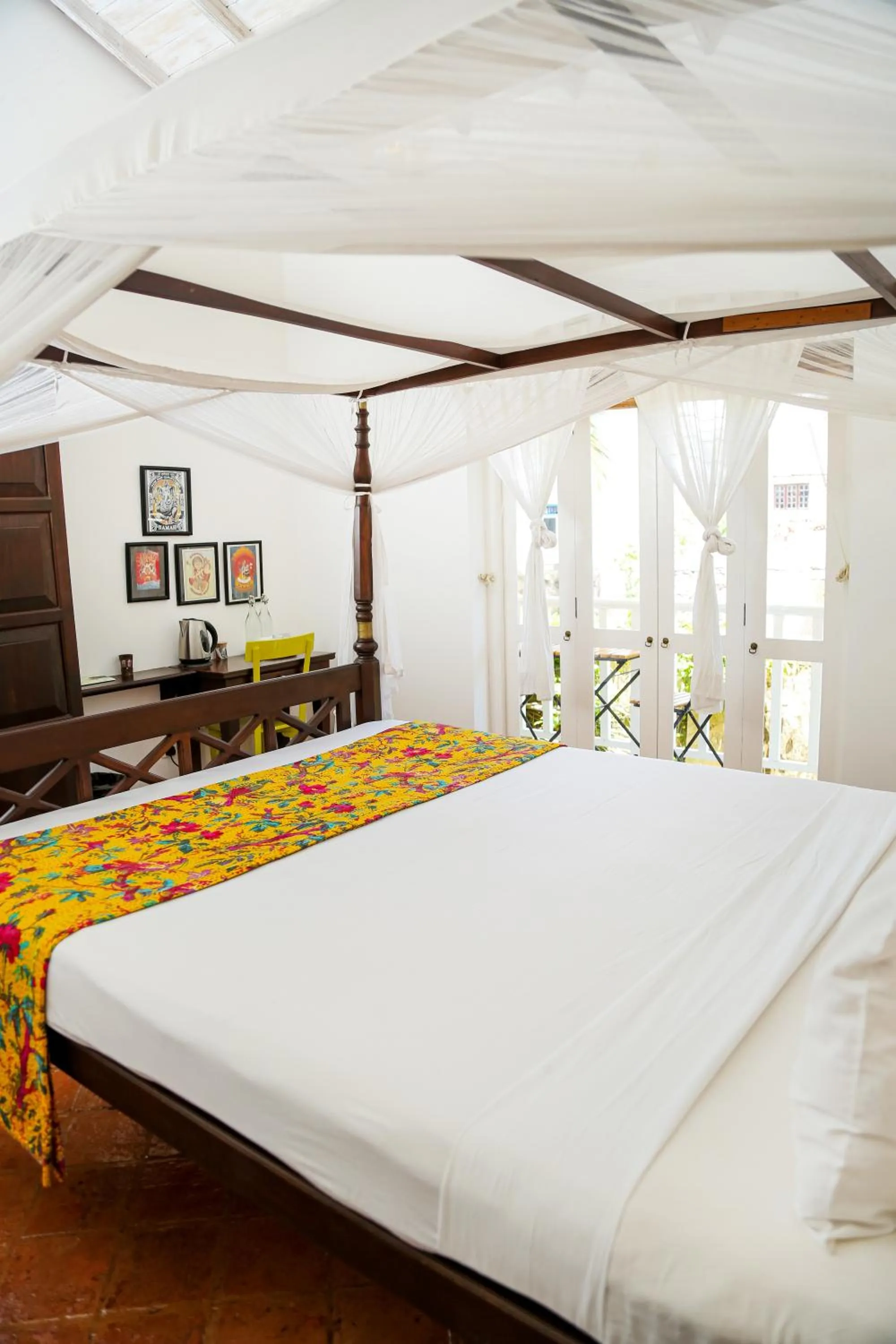 Bed in Mango House - Galle Fort