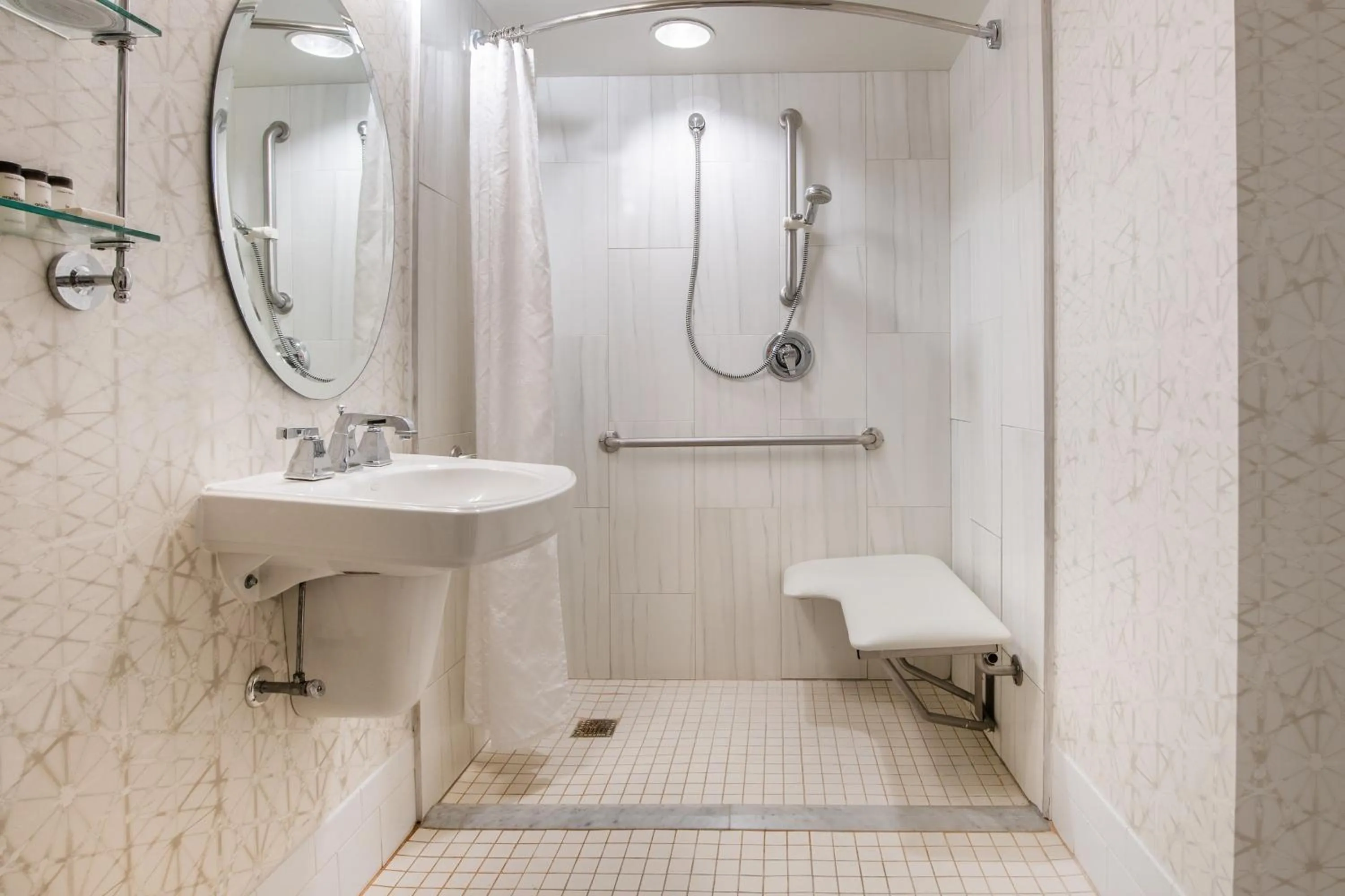 Bathroom in Sheraton Suites Philadelphia Airport