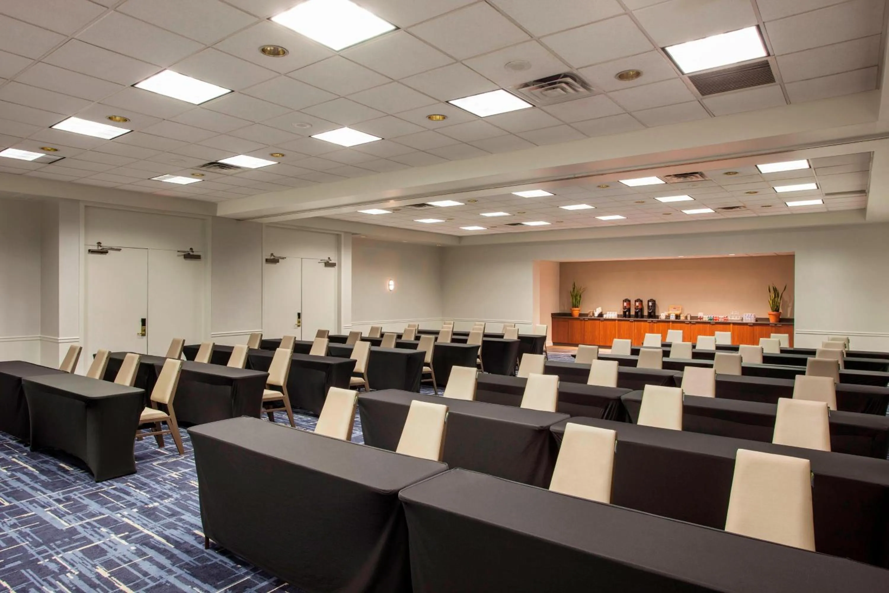 Meeting/conference room in Sheraton Suites Philadelphia Airport
