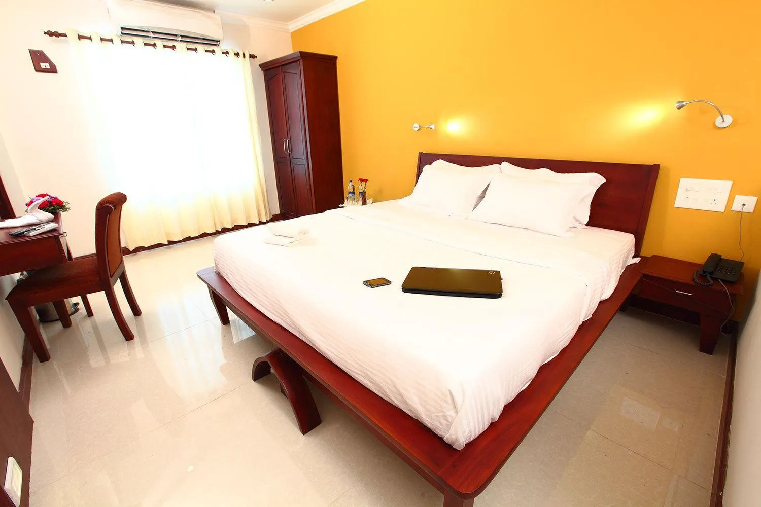 Bed in Hotel Pearl Palace