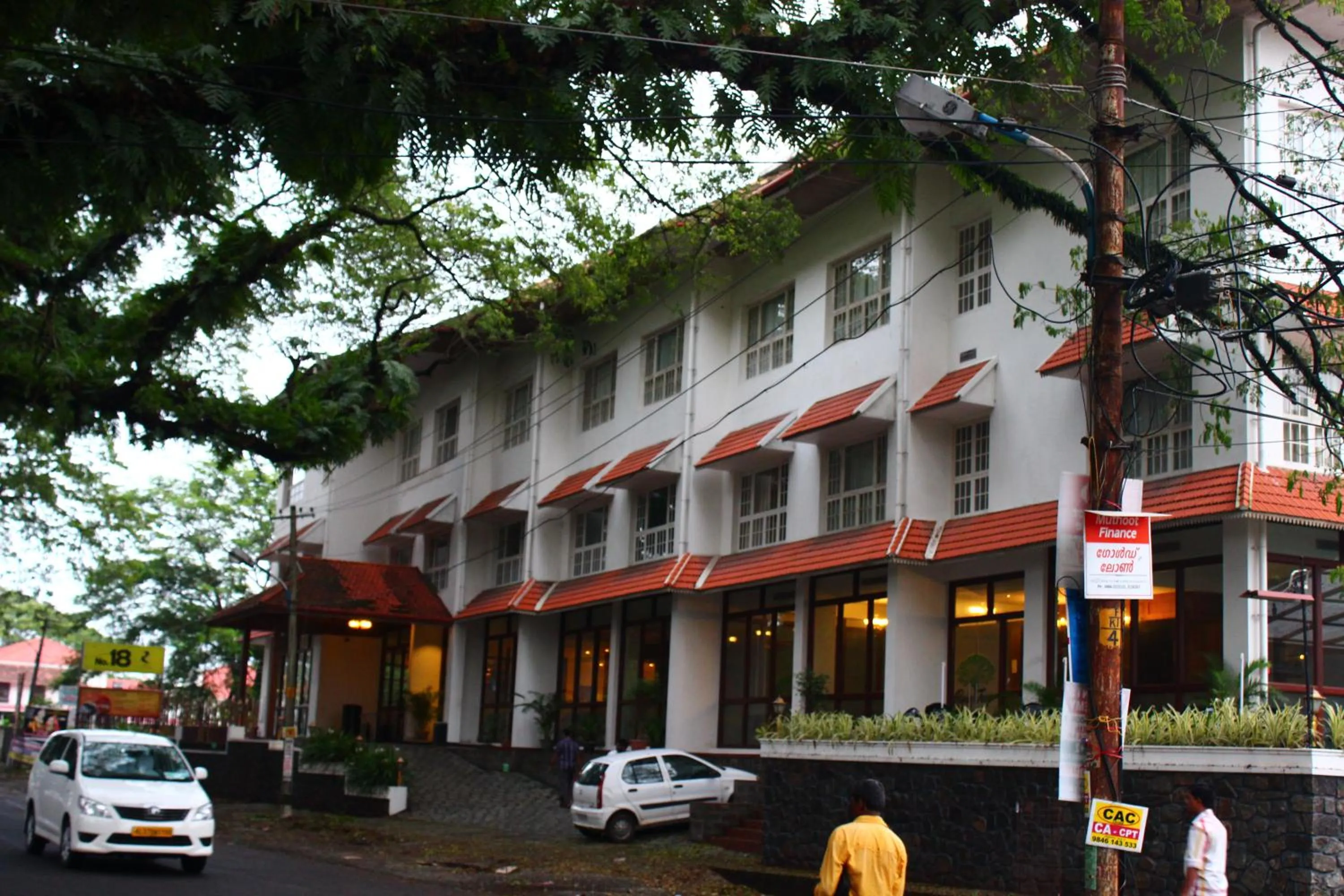Facade/entrance in No. 18 Hotel