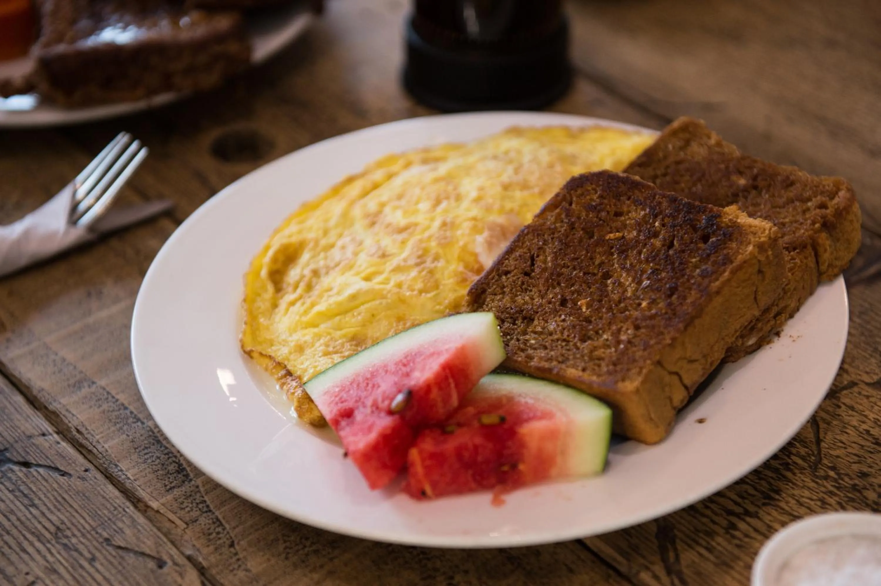 Food and drinks in No. 18 Hotel