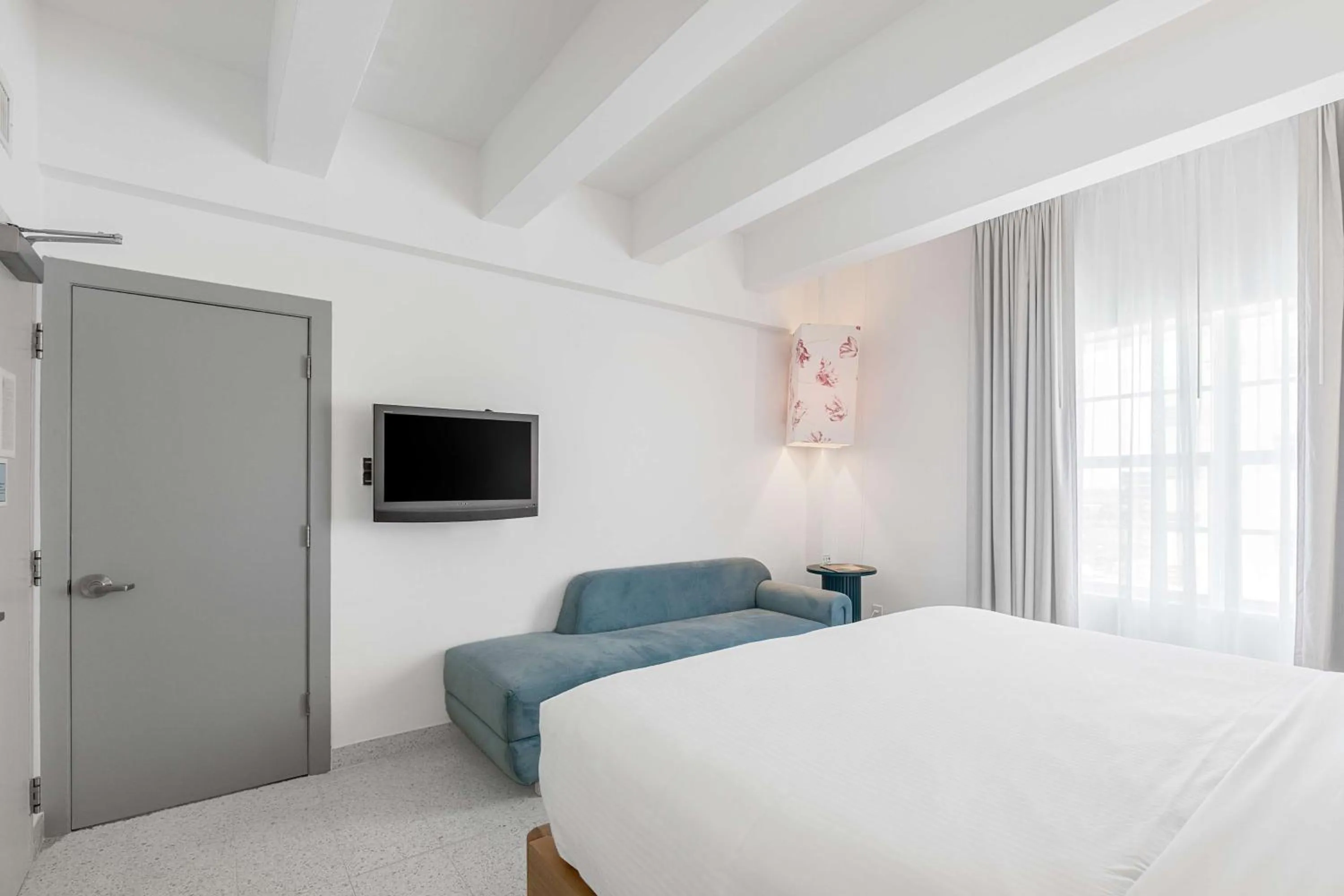 Bedroom, Bed in Townhouse Hotel, BW Signature Collection