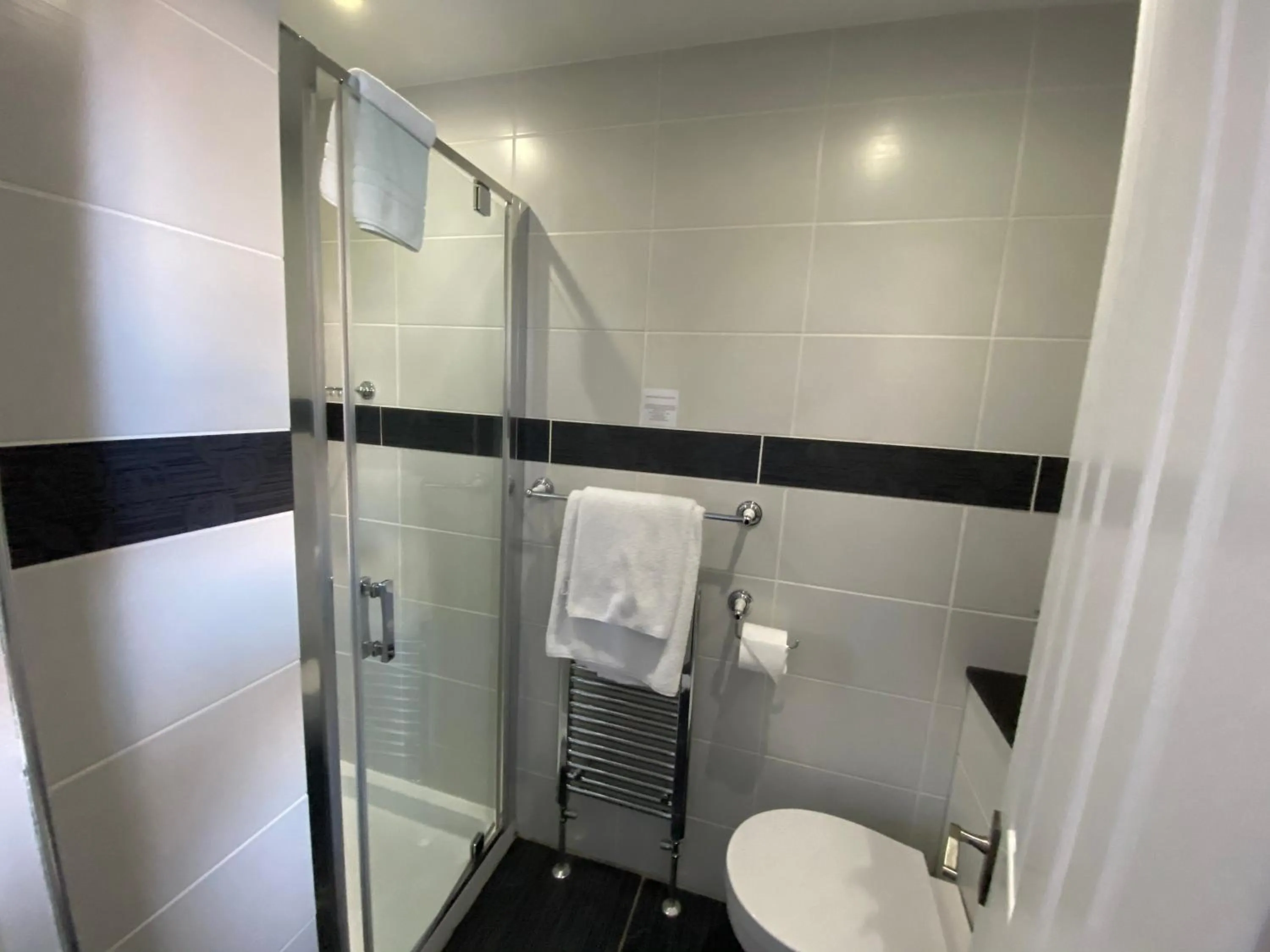 Bathroom in Ashburn House