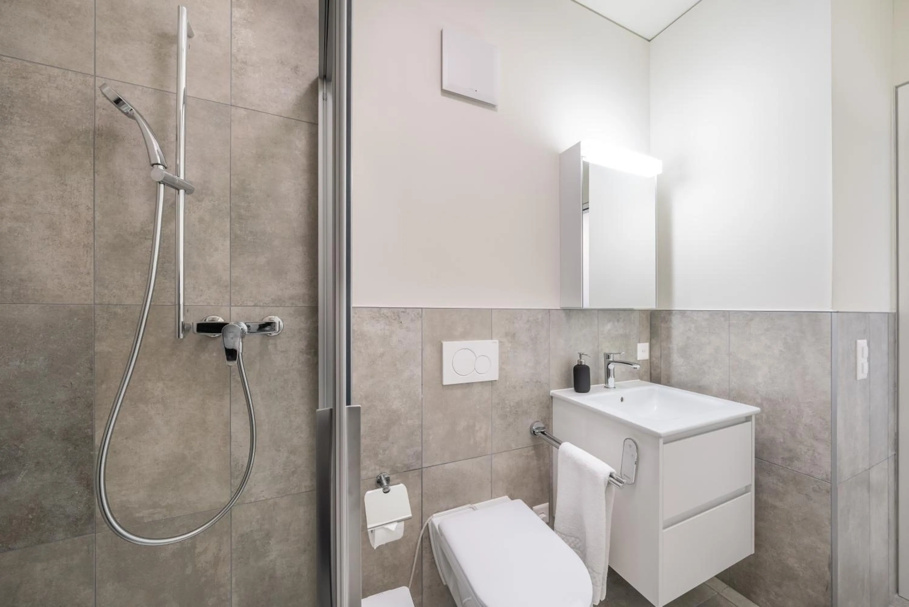 Shower in Swiss Hotel Apartments - Lugano