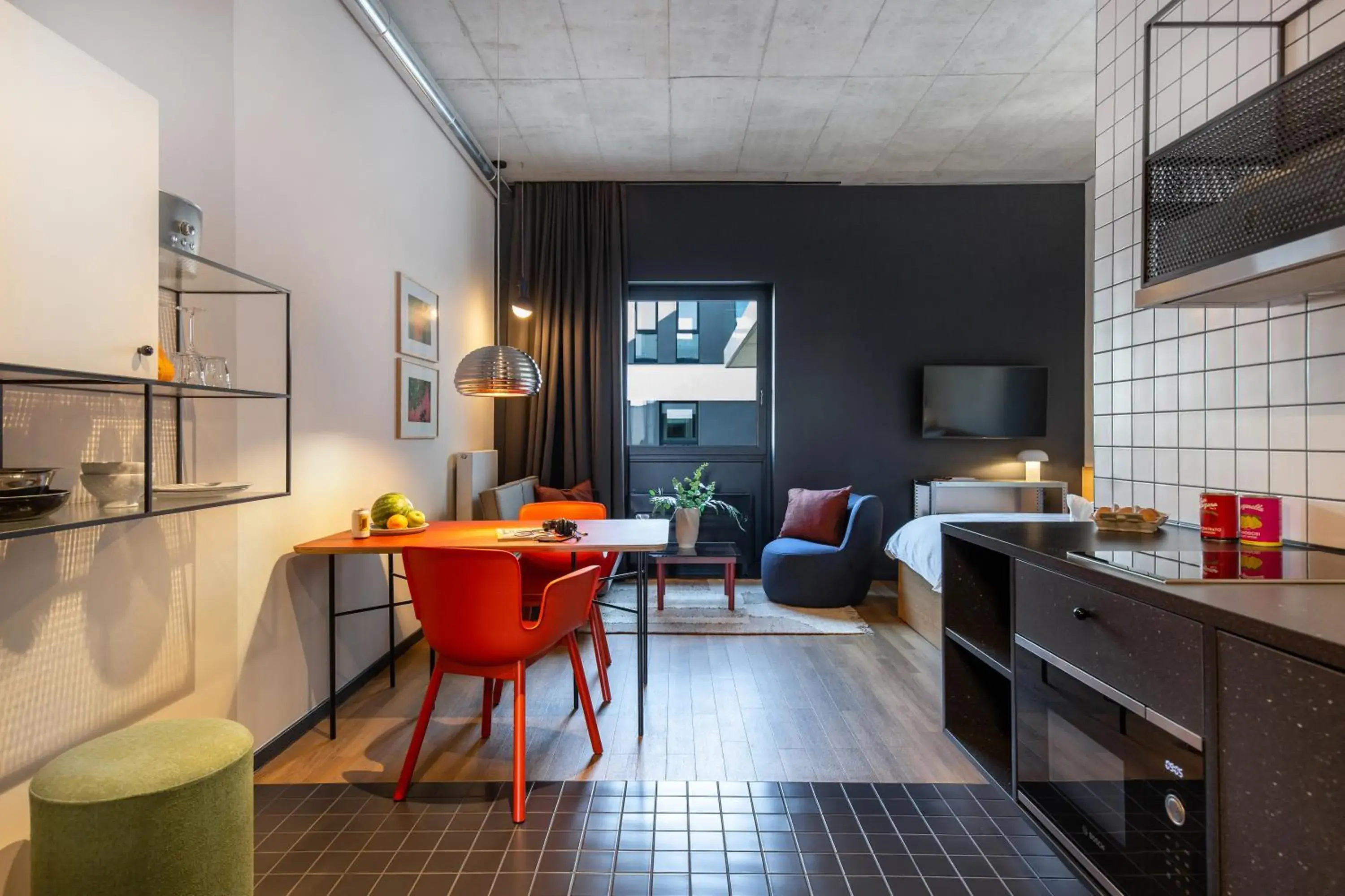 Design Apartment with King-Size-Bed in STAYERY Bielefeld Hauptbahnhof Design Apartment with King-Size-Bed in STAYERY Bielefeld Hauptbahnhof