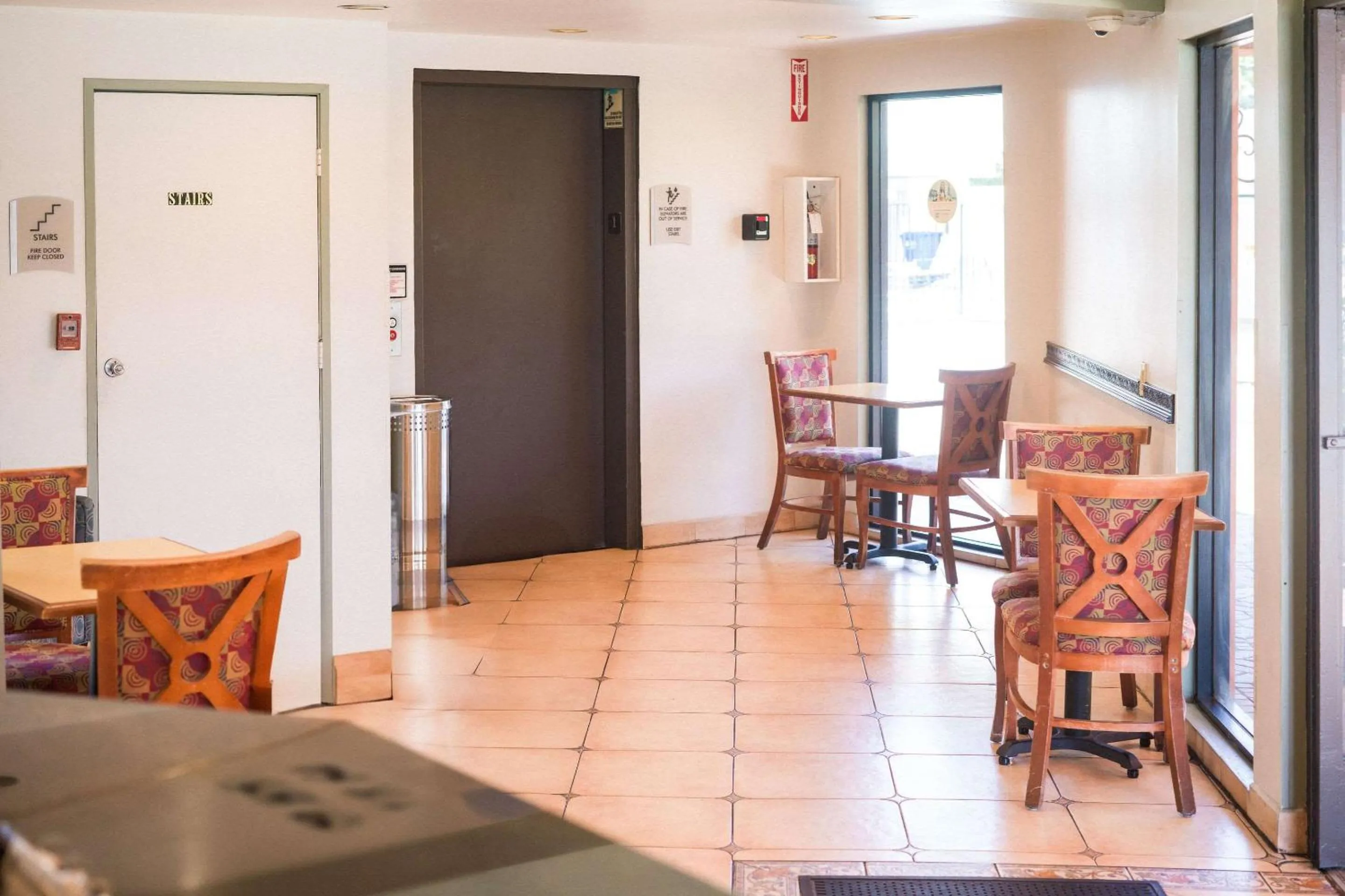 Lobby or reception in Quality Inn Burbank Airport