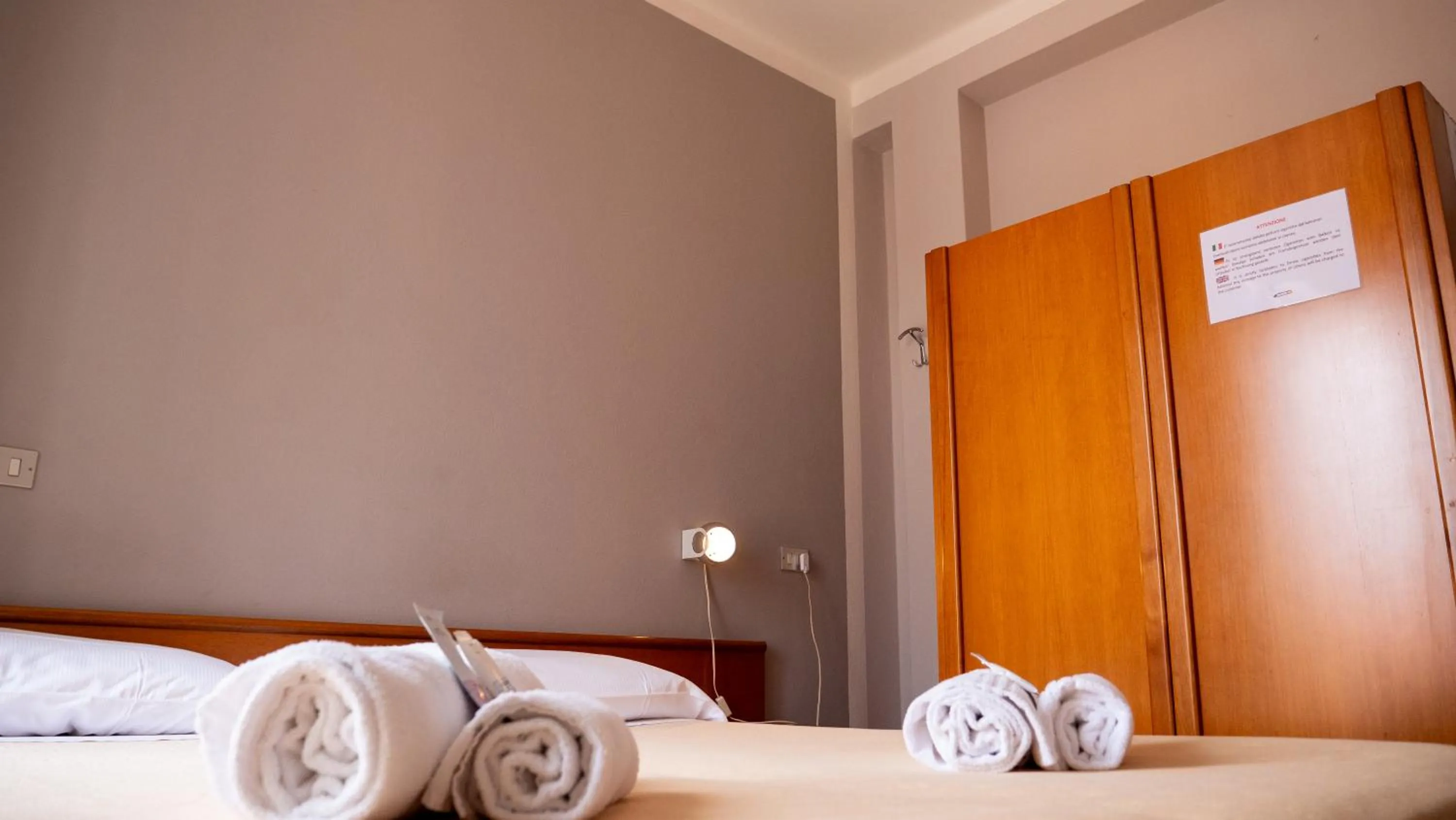 Bed in Albergo Tecla