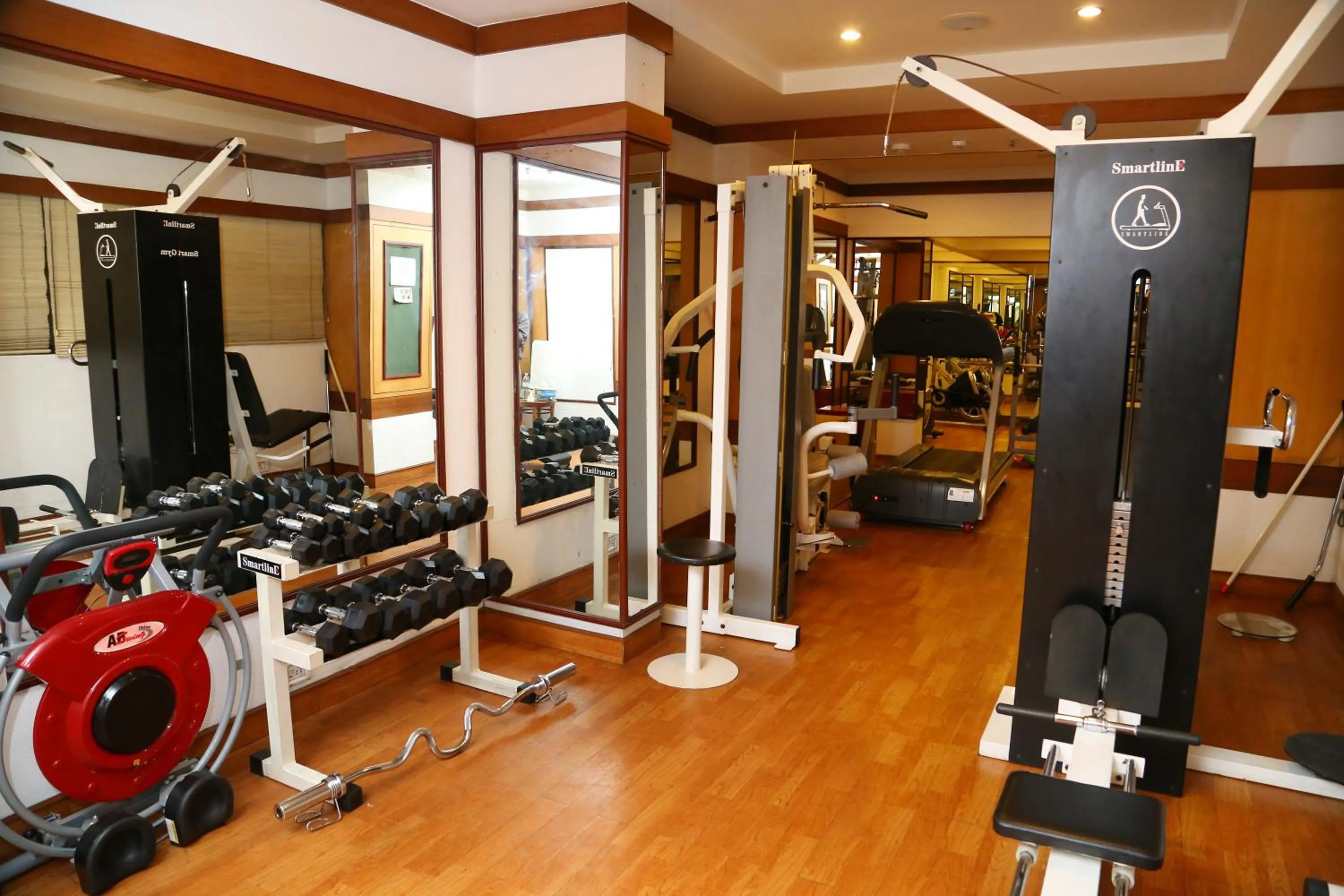Fitness centre/facilities in Gokulam Park Hotel & Convention Centre