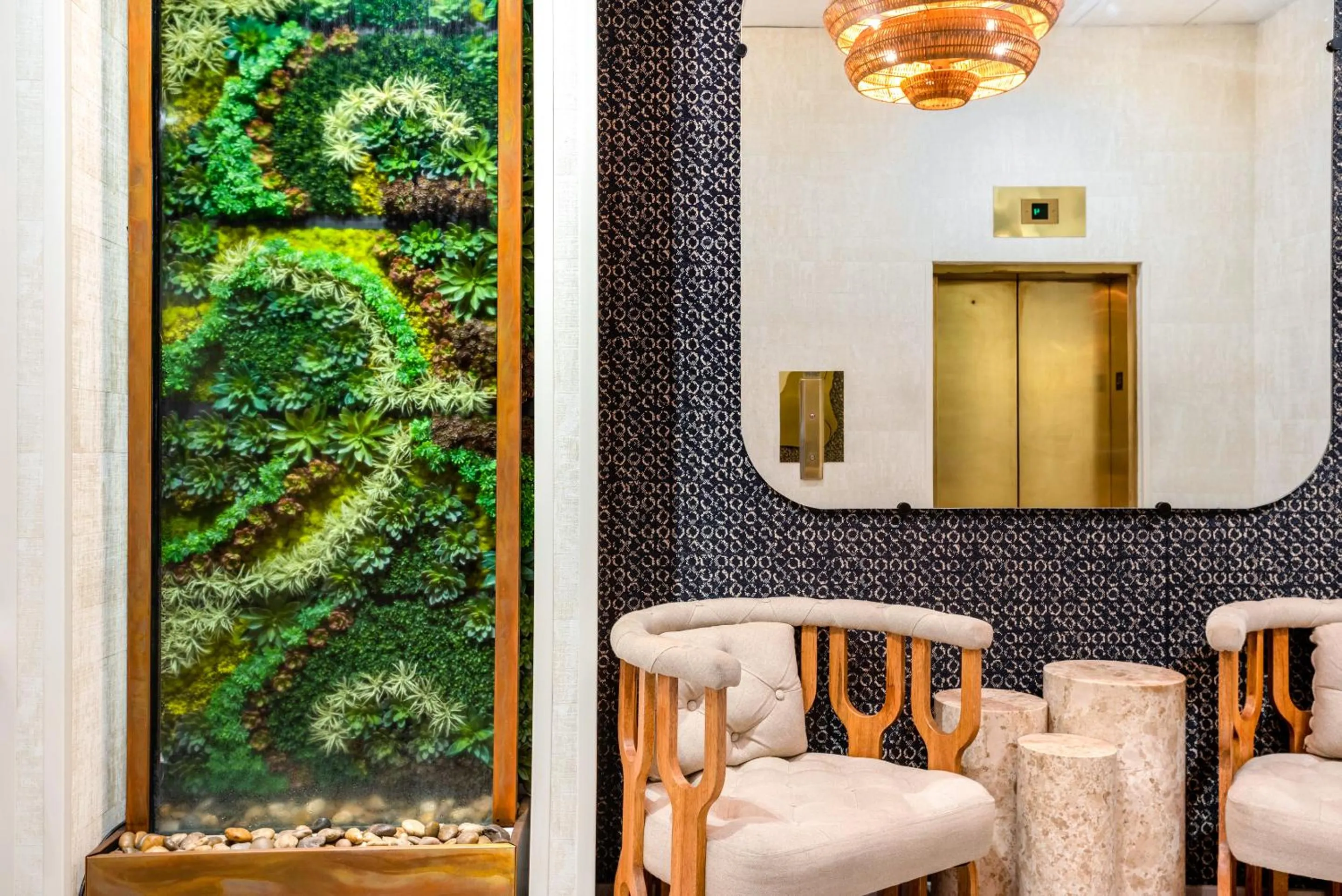 Lobby or reception in Riverwalk Plaza Hotel